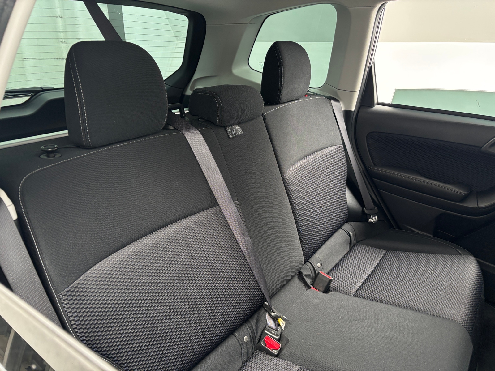 Thumbnail: 2017 Subaru Forester - 6