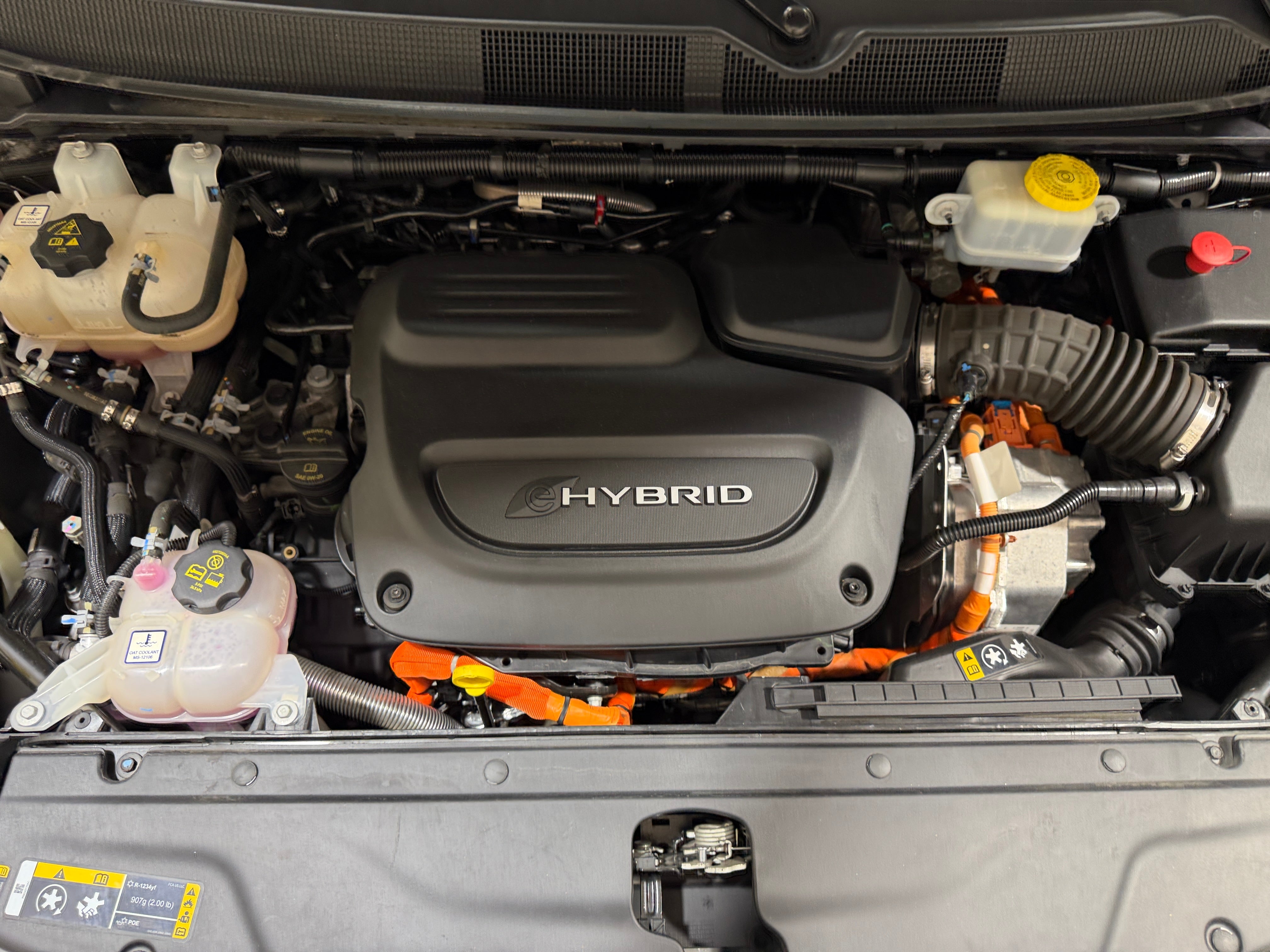 2023 Chrysler Pacifica Hybrid Touring L
