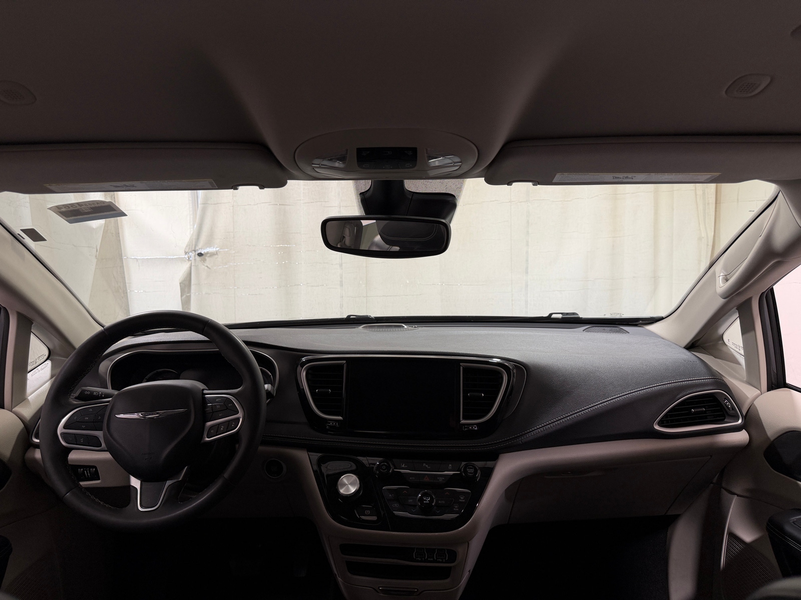 Thumbnail: 2023 Chrysler Pacifica - 2