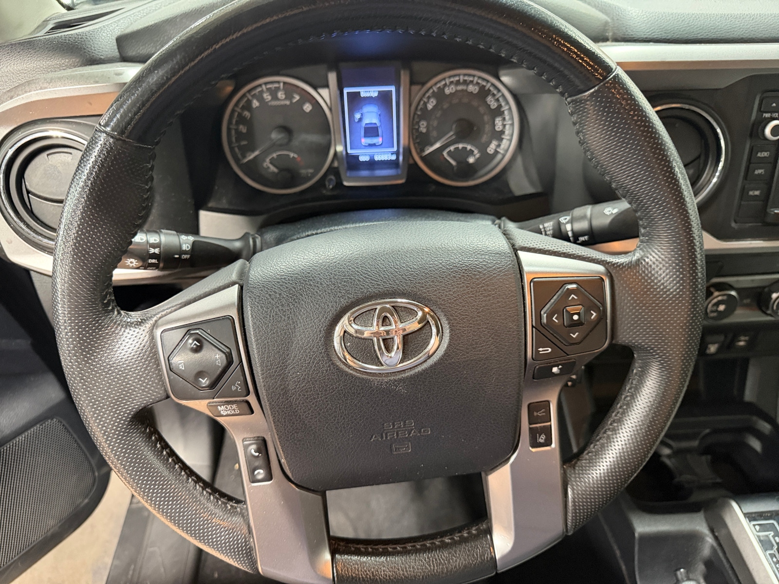Thumbnail: 2019 Toyota Tacoma - 5