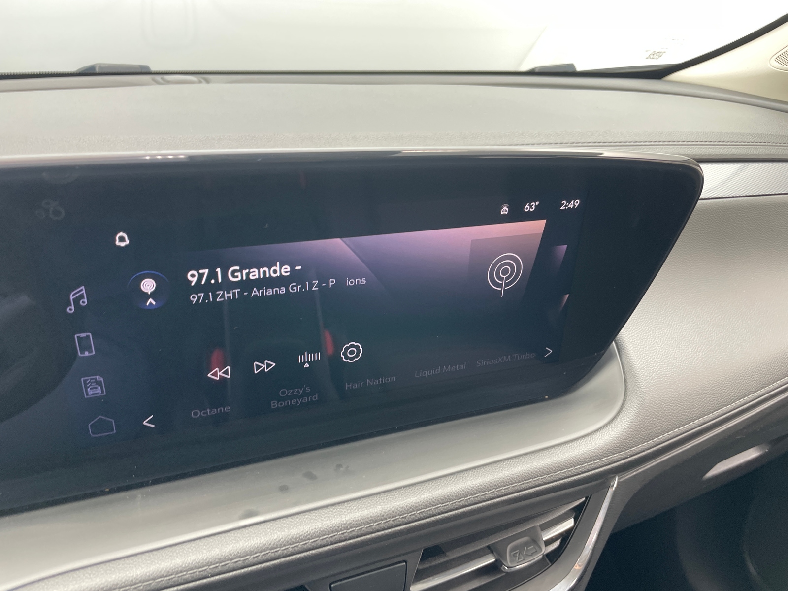 Thumbnail: 2025 Buick Encore GX - 3