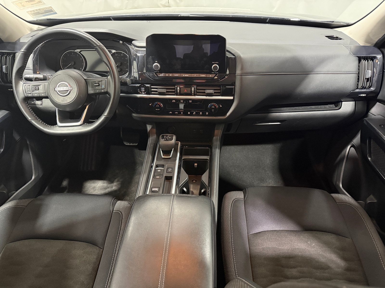 Thumbnail: 2025 Nissan Pathfinder - 3
