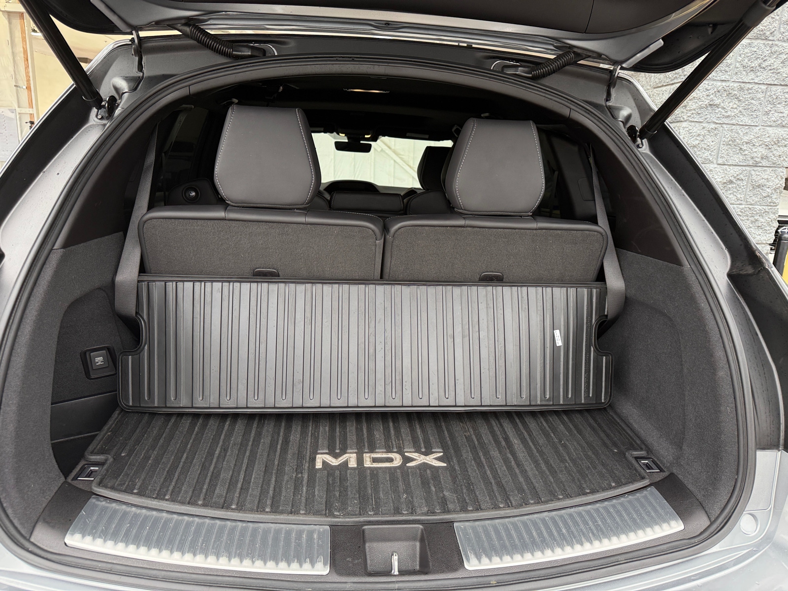 Thumbnail: 2019 Acura MDX - 6