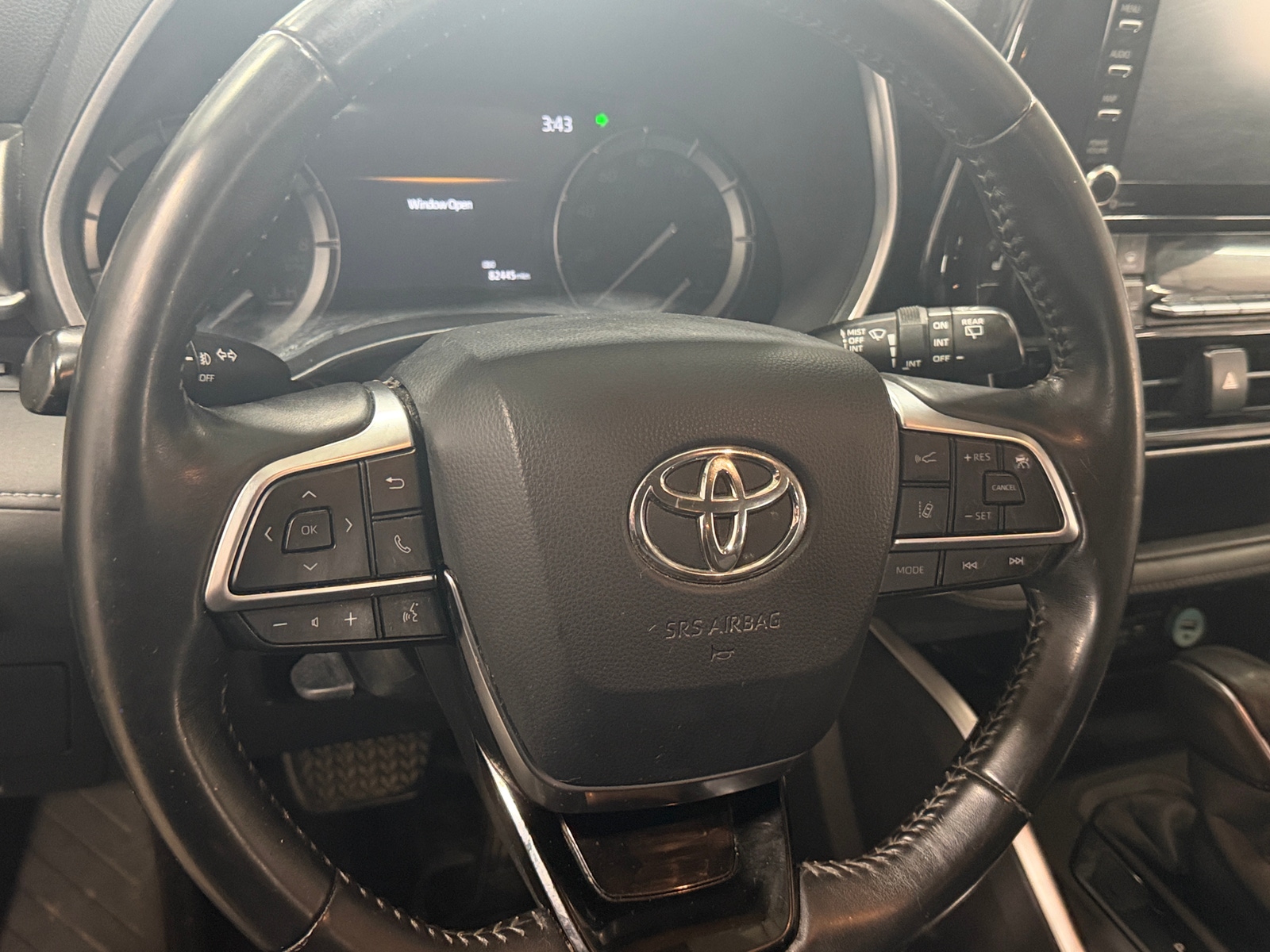 Thumbnail: 2020 Toyota Highlander - 4