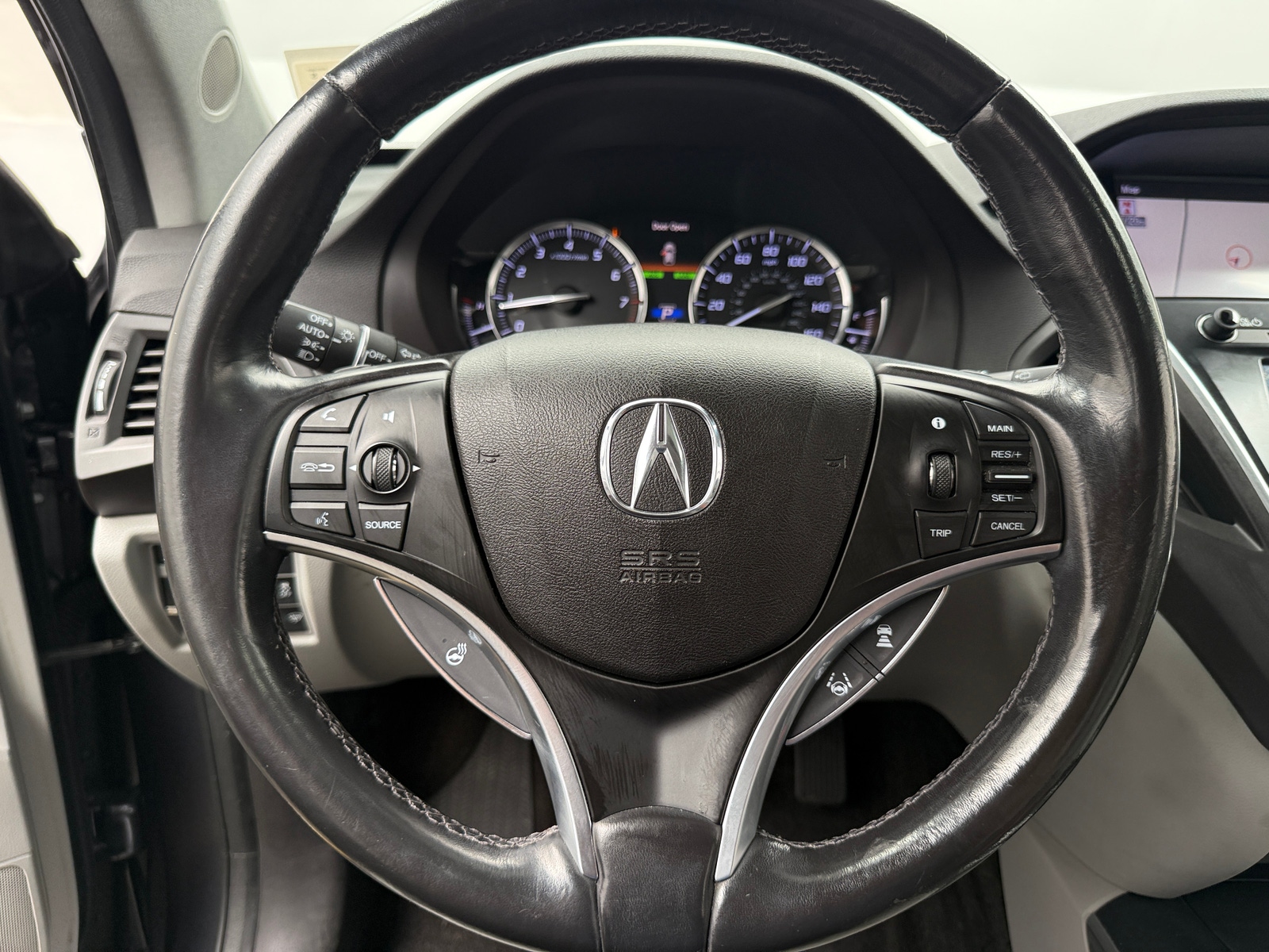 Thumbnail: 2018 Acura MDX - 4