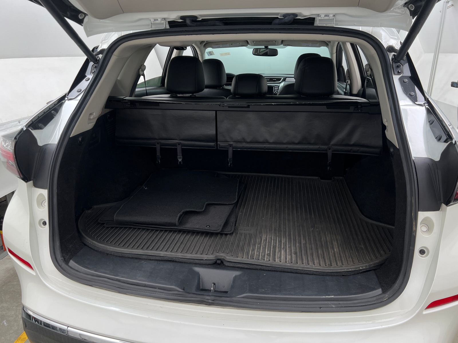 Thumbnail: 2019 Nissan Murano - 6