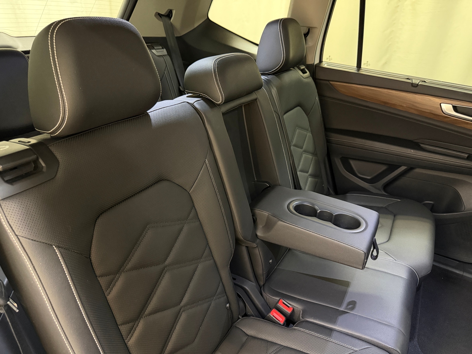 Thumbnail: 2026 Volkswagen Atlas - 5