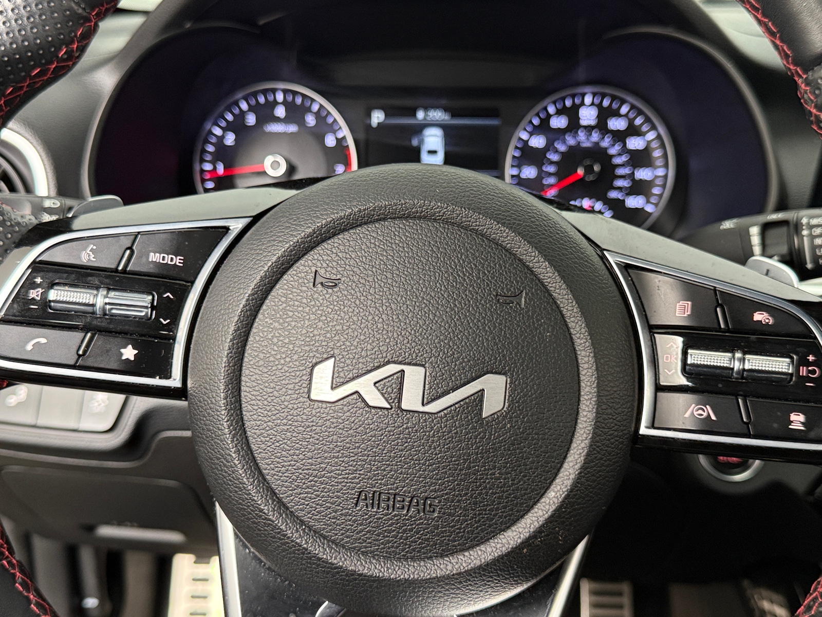 Thumbnail: 2023 Kia Forte - 4