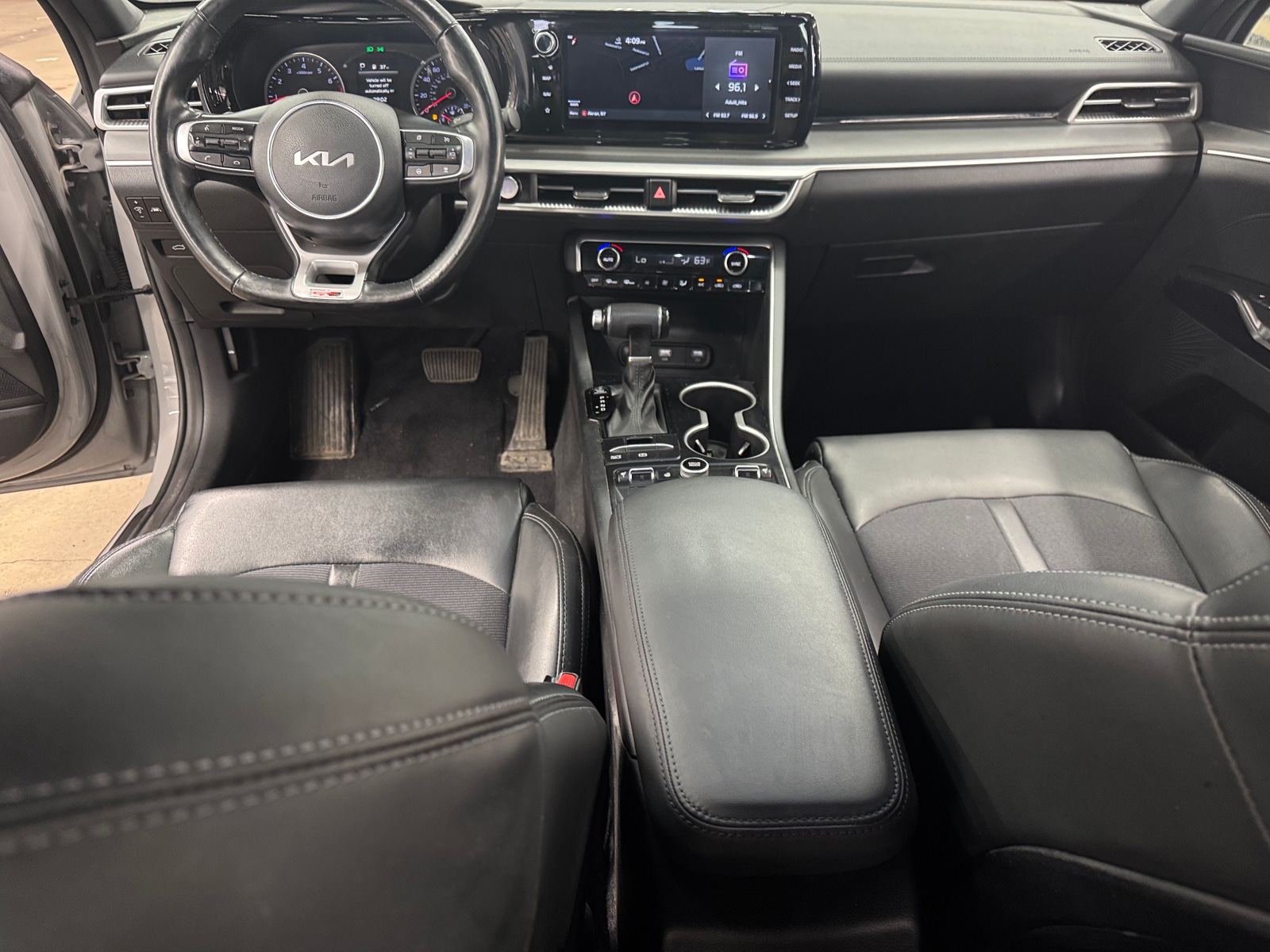 Thumbnail: 2022 Kia K5 - 2