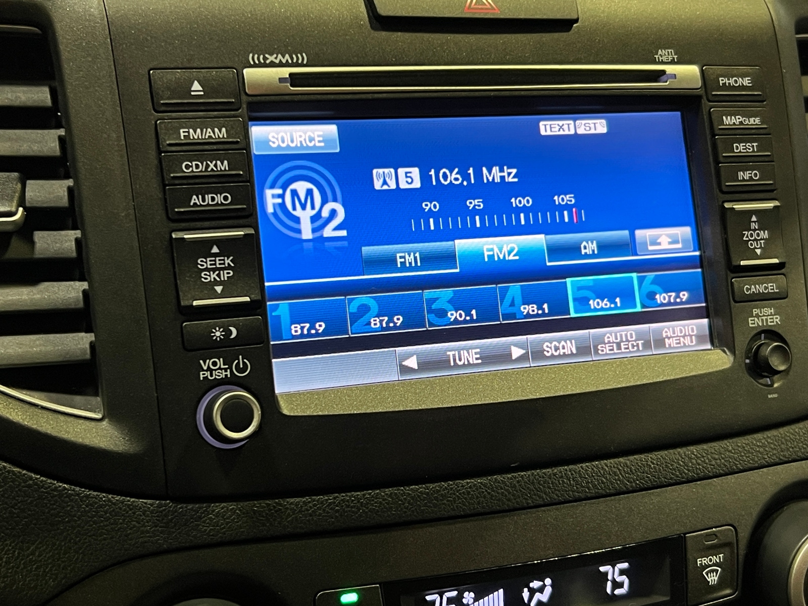 Thumbnail: 2012 Honda CR-V - 3