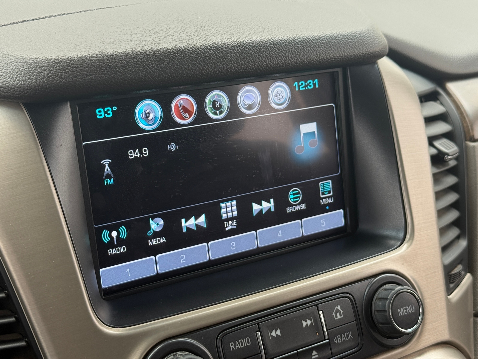 Thumbnail: 2019 GMC Yukon - 3