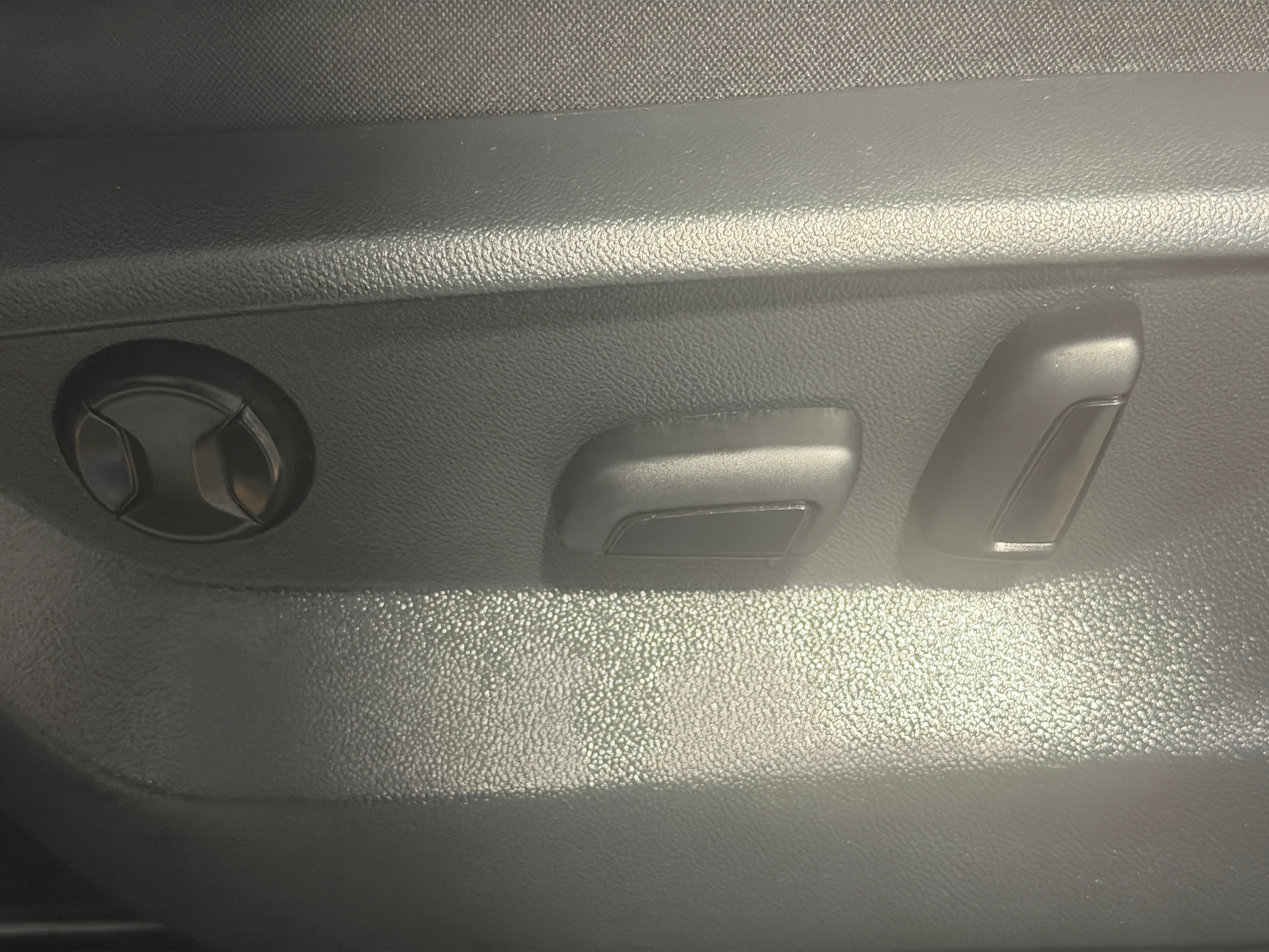 3VV3B7AX3MM145498
