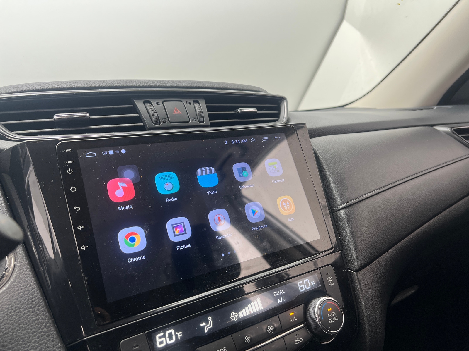 Thumbnail: 2017 Nissan Rogue - 4