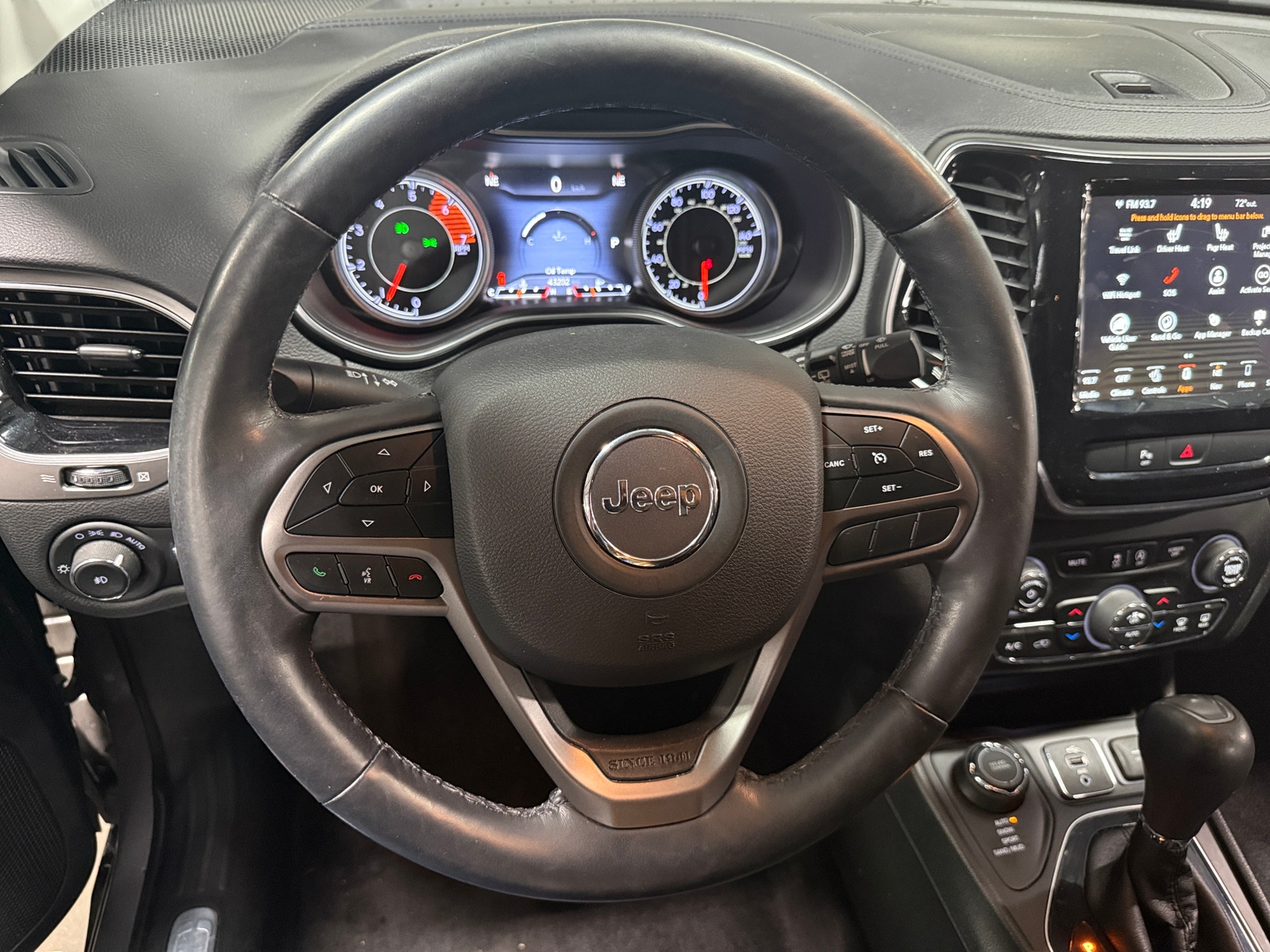 Thumbnail: 2019 Jeep Cherokee - 4