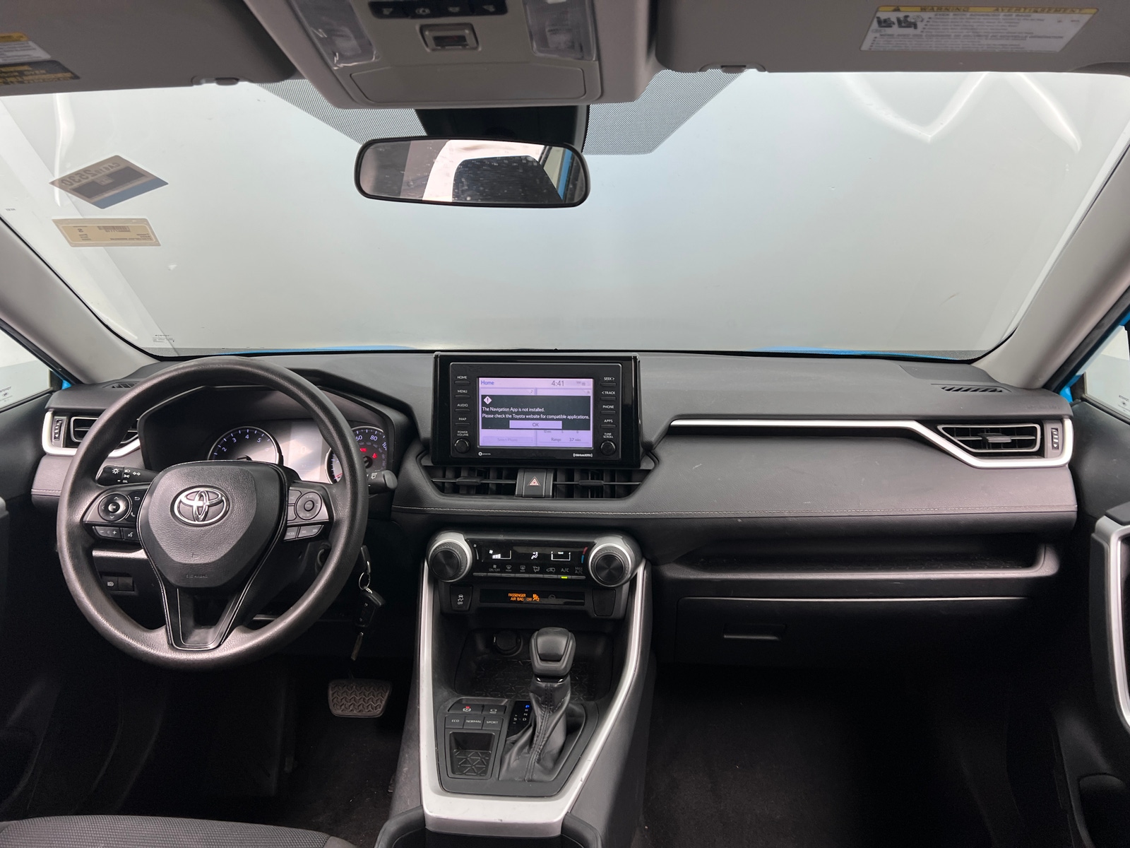 Thumbnail: 2020 Toyota RAV4 - 3