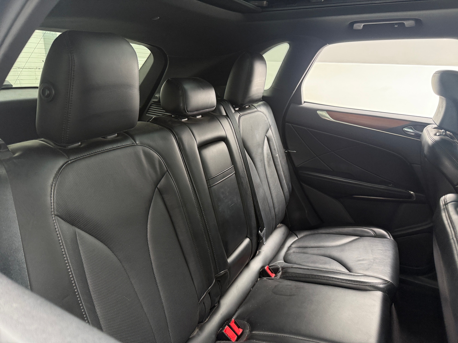 Thumbnail: 2017 Lincoln MKC - 5