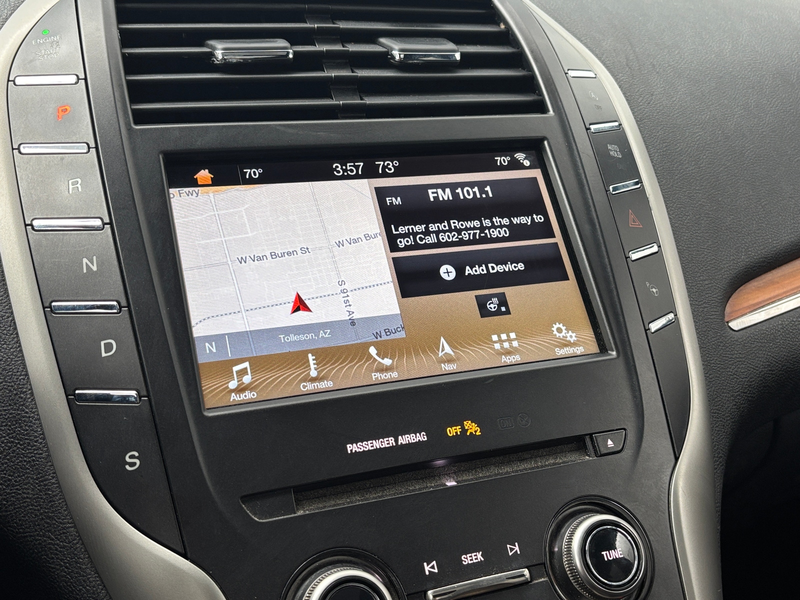 Thumbnail: 2017 Lincoln MKC - 3