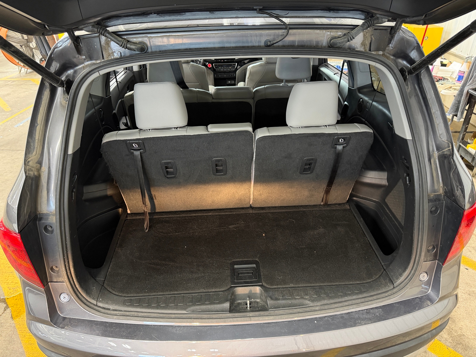 Thumbnail: 2017 Honda Pilot - 6