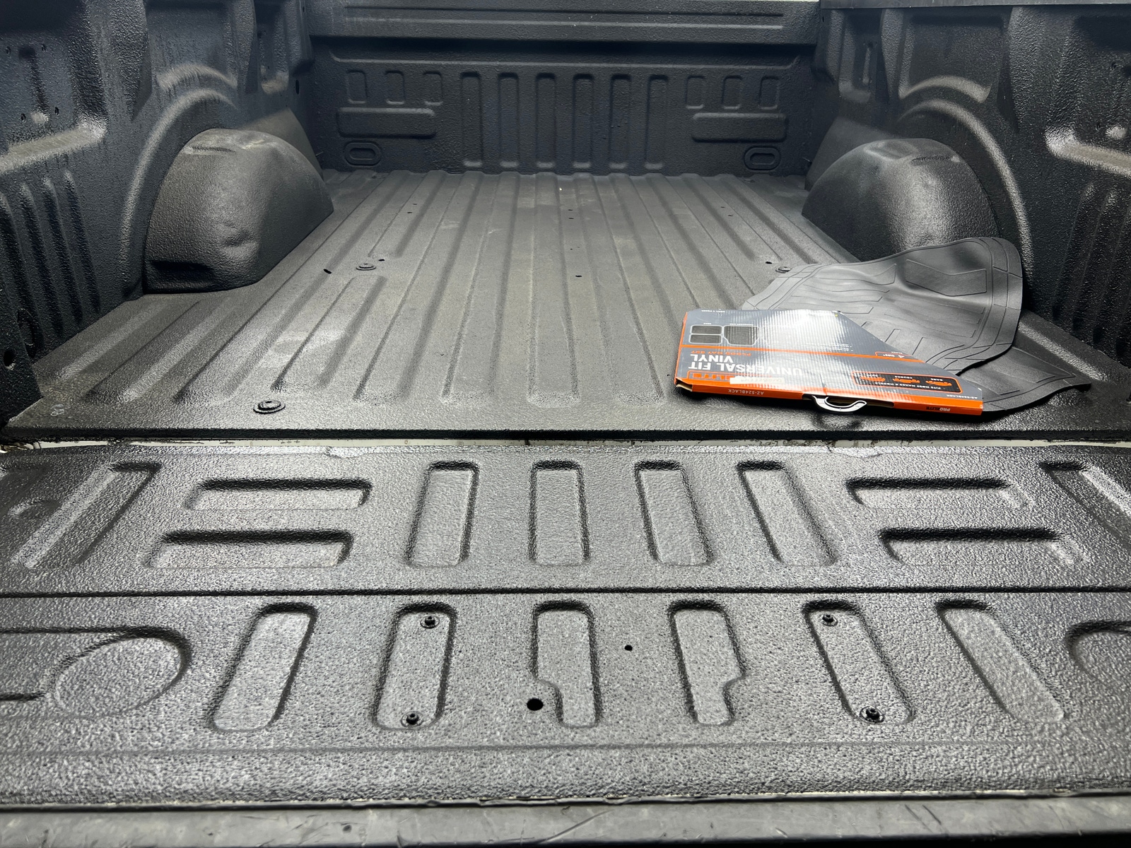 Thumbnail: 2019 Ford Econoline - 7