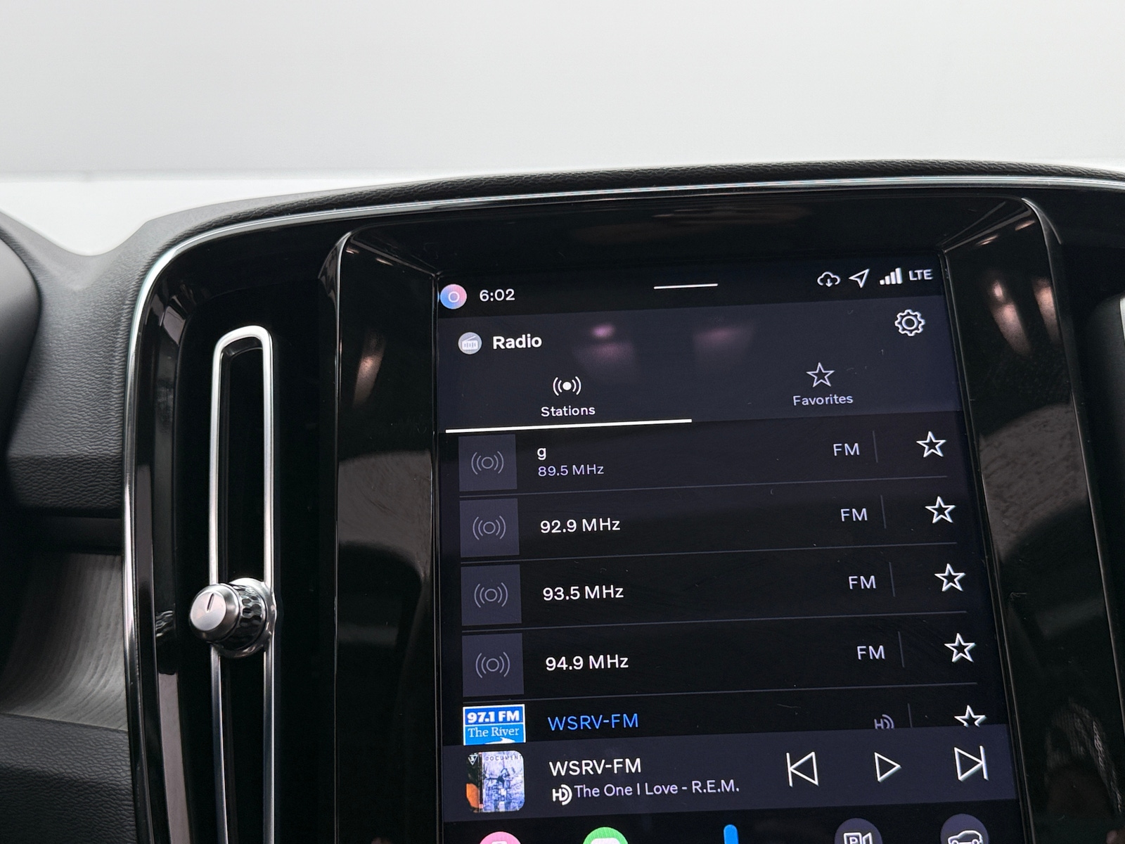 Thumbnail: 2026 Volvo XC40 - 4