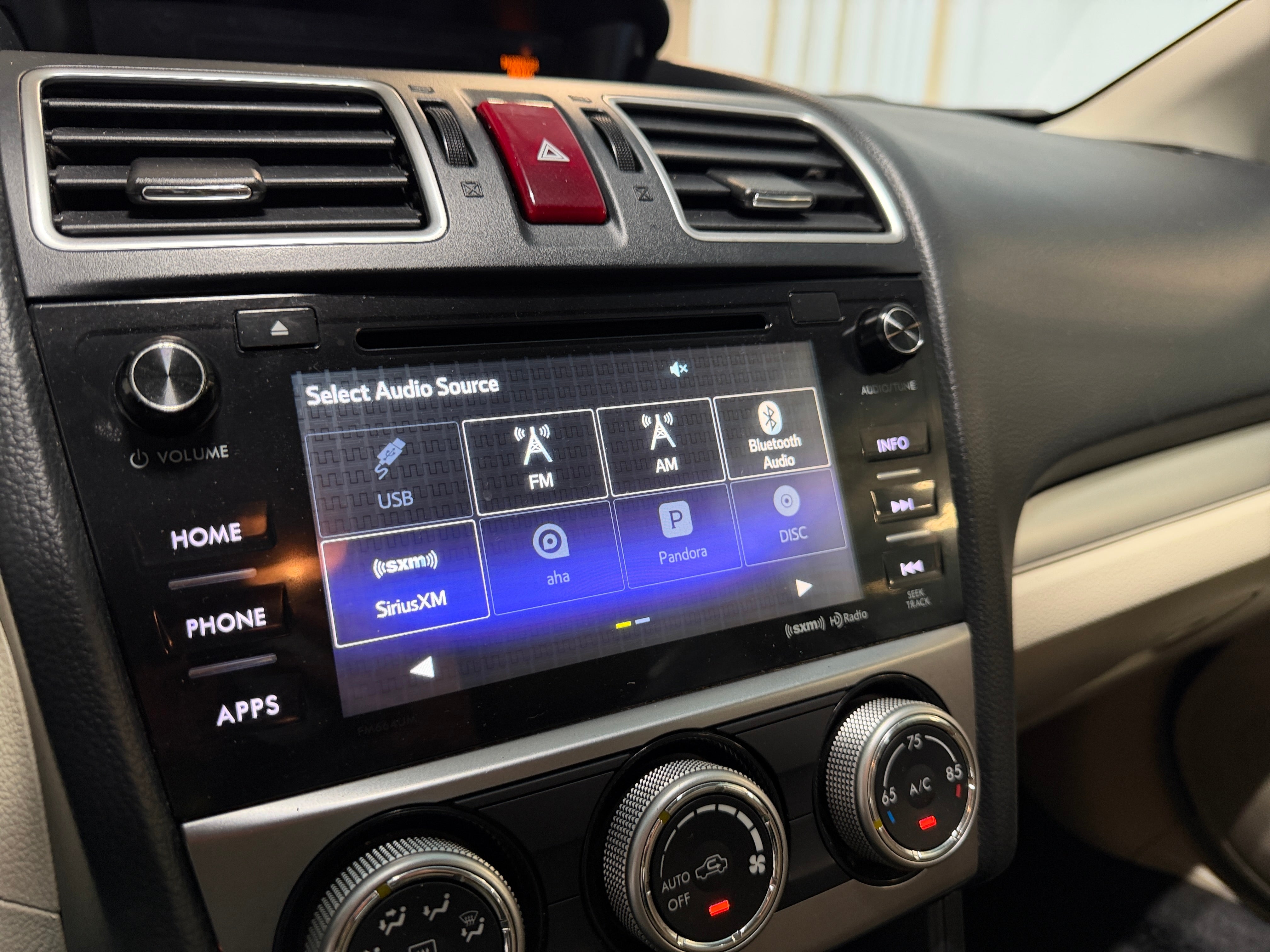 2015 Subaru XV Crosstrek Limited - Photo 11