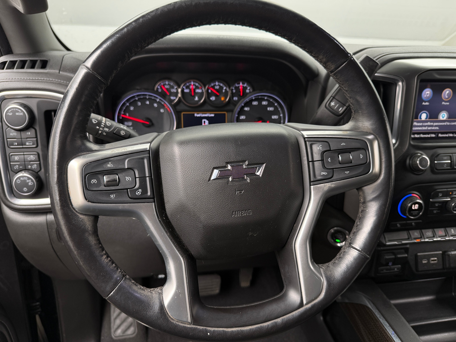 Thumbnail: 2020 Chevrolet Silverado 1500 - 5