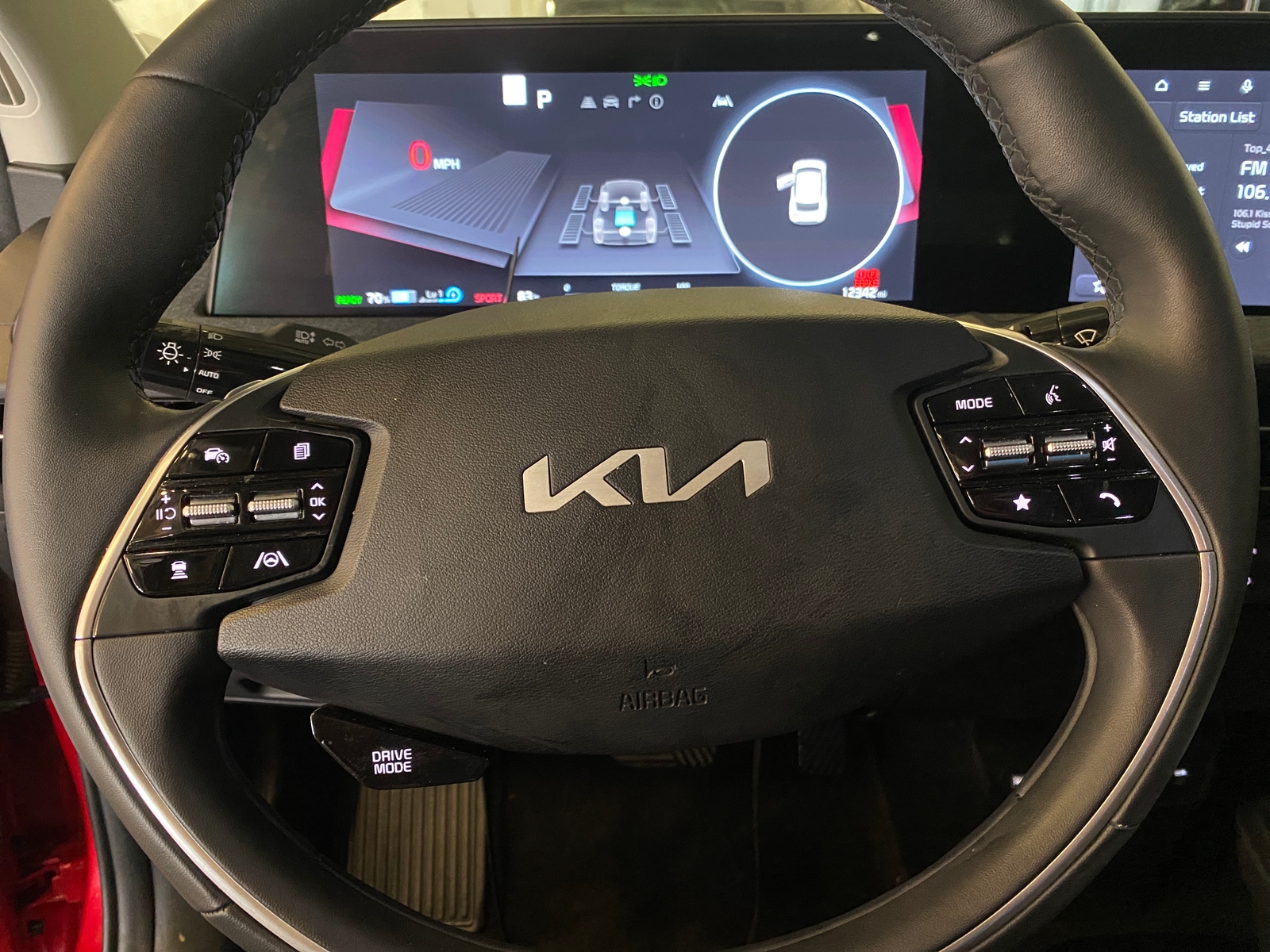 Thumbnail: 2024 Kia EV6 - 4