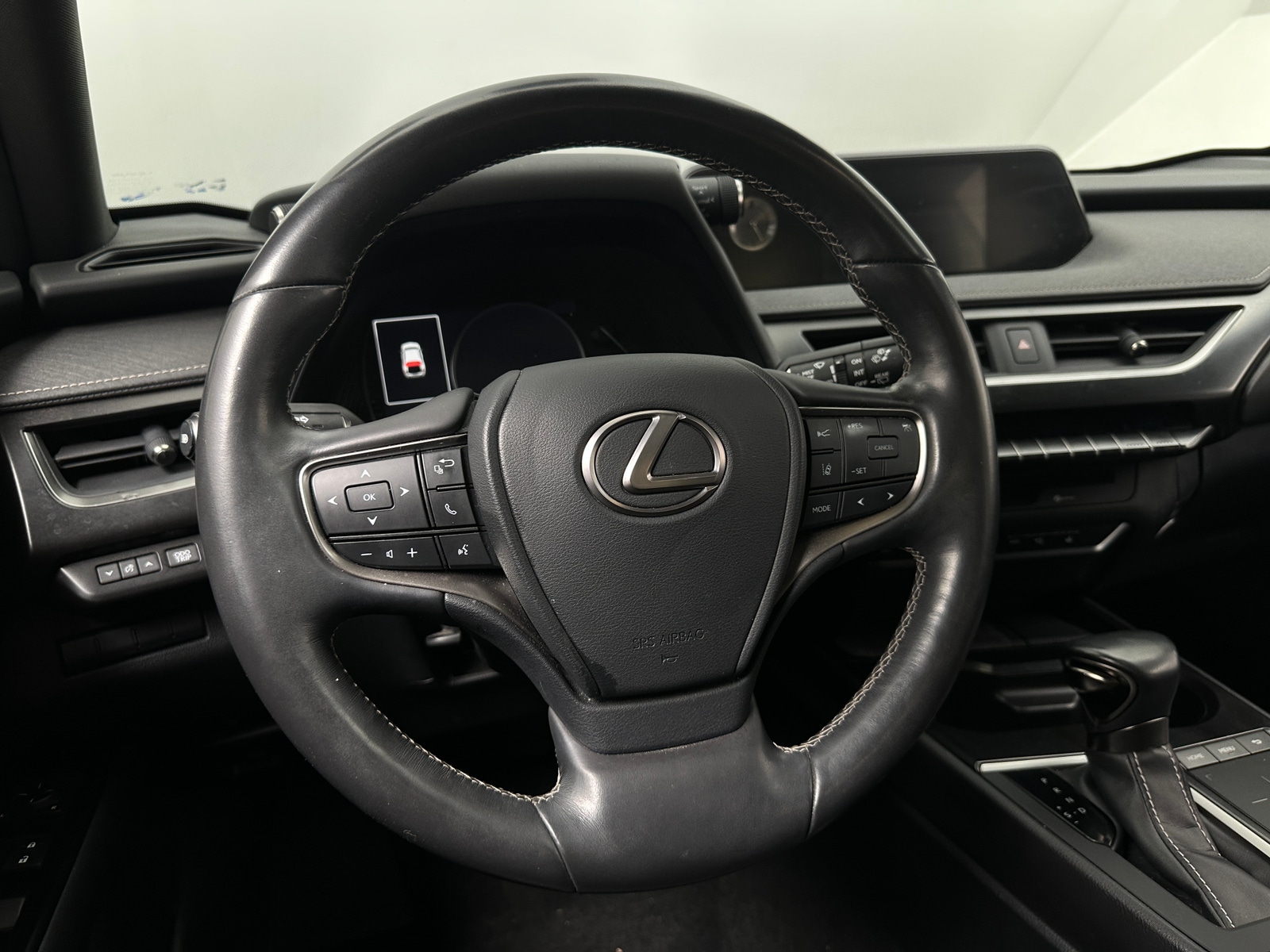 Thumbnail: 2019 Lexus UX - 5