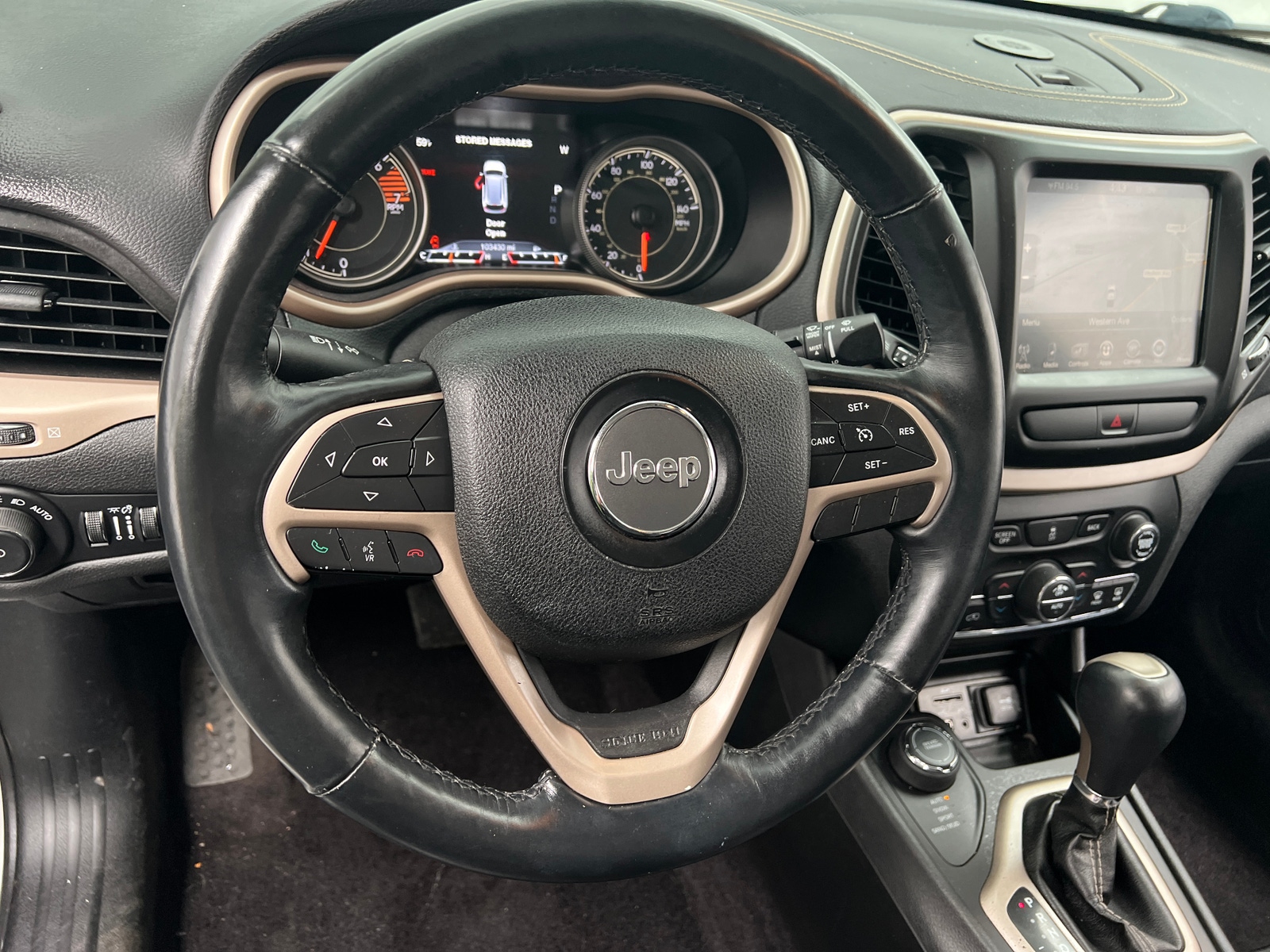 Thumbnail: 2017 Jeep Cherokee - 4
