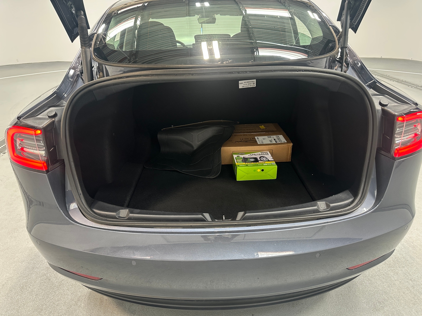 Thumbnail: 2022 Tesla Model 3 - 6