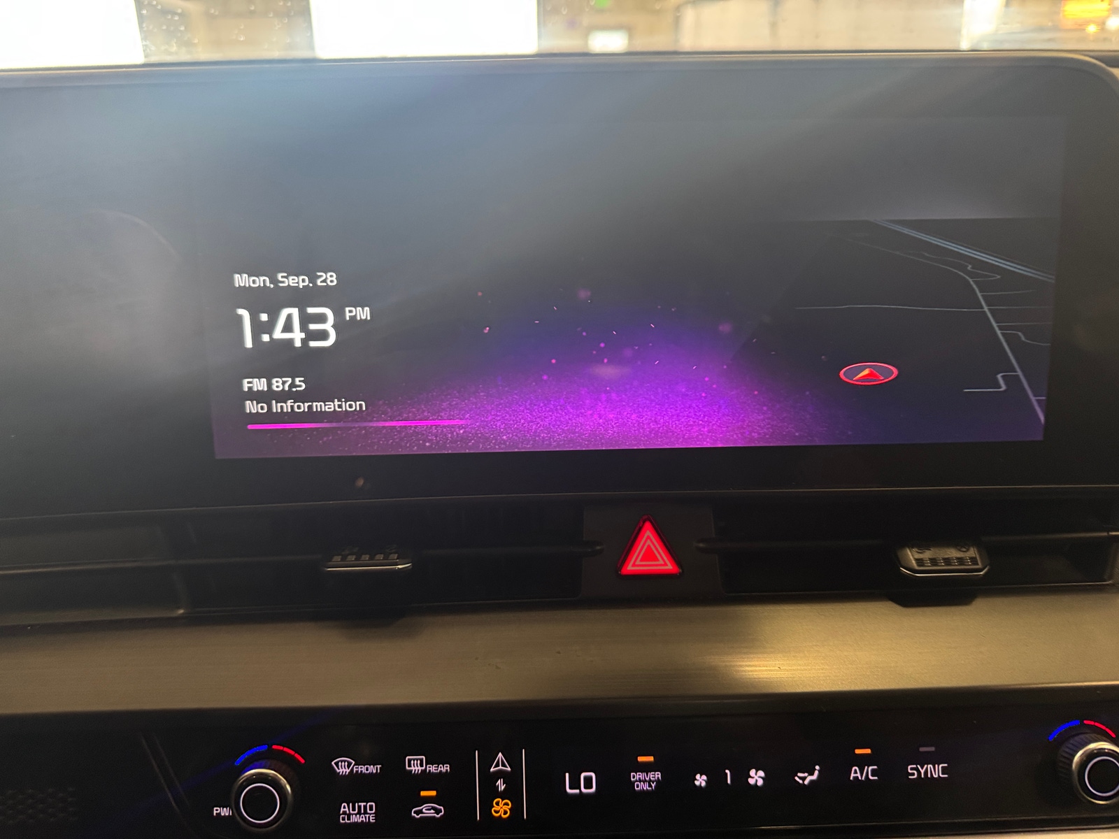 Thumbnail: 2023 Kia Sportage - 3