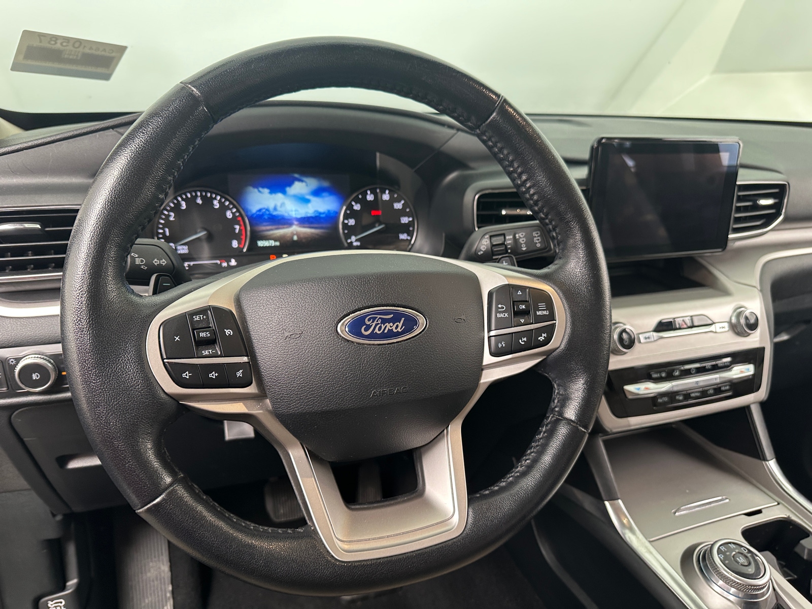 Thumbnail: 2020 Ford Explorer - 4