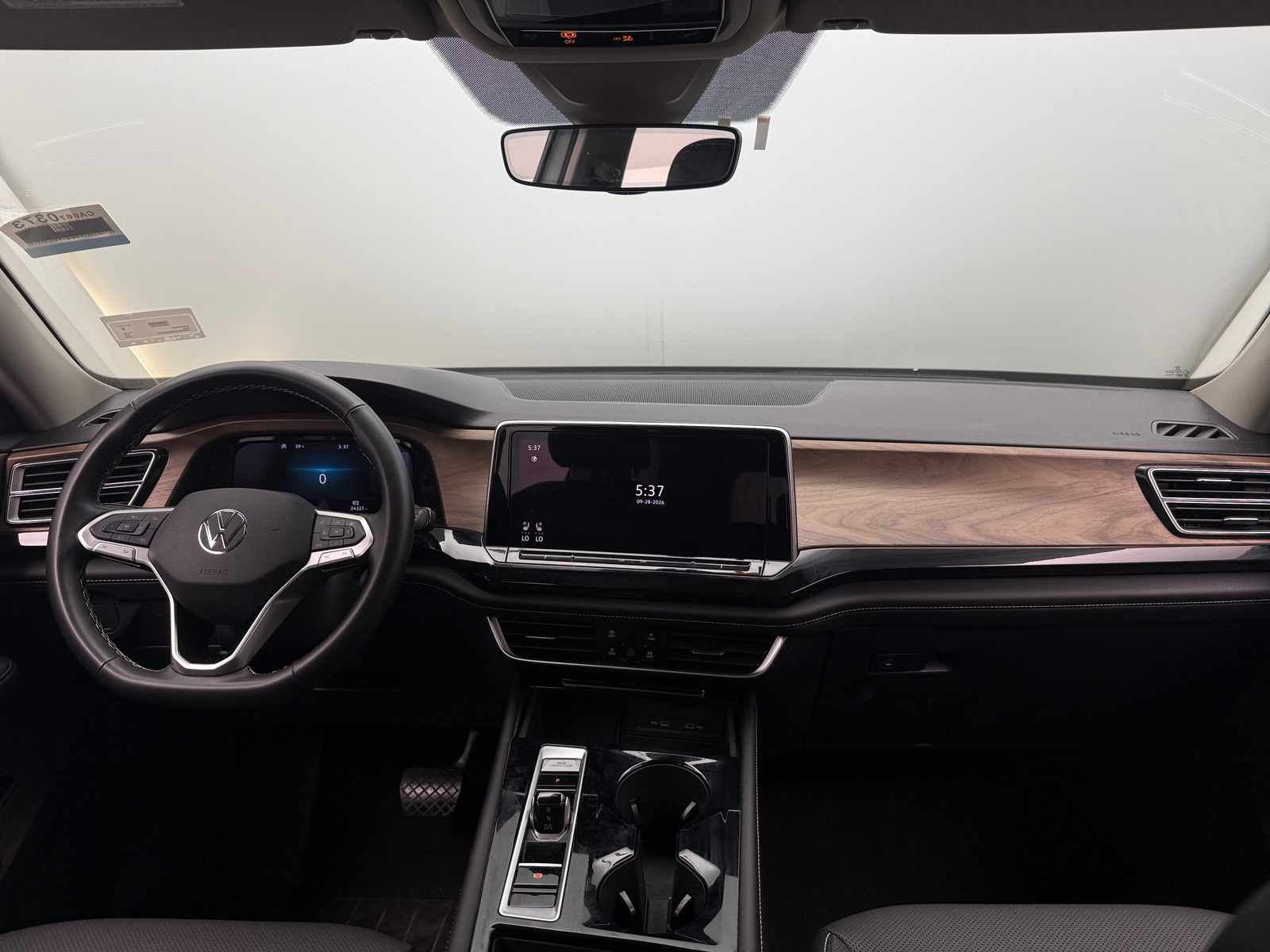Thumbnail: 2025 Volkswagen Atlas - 3