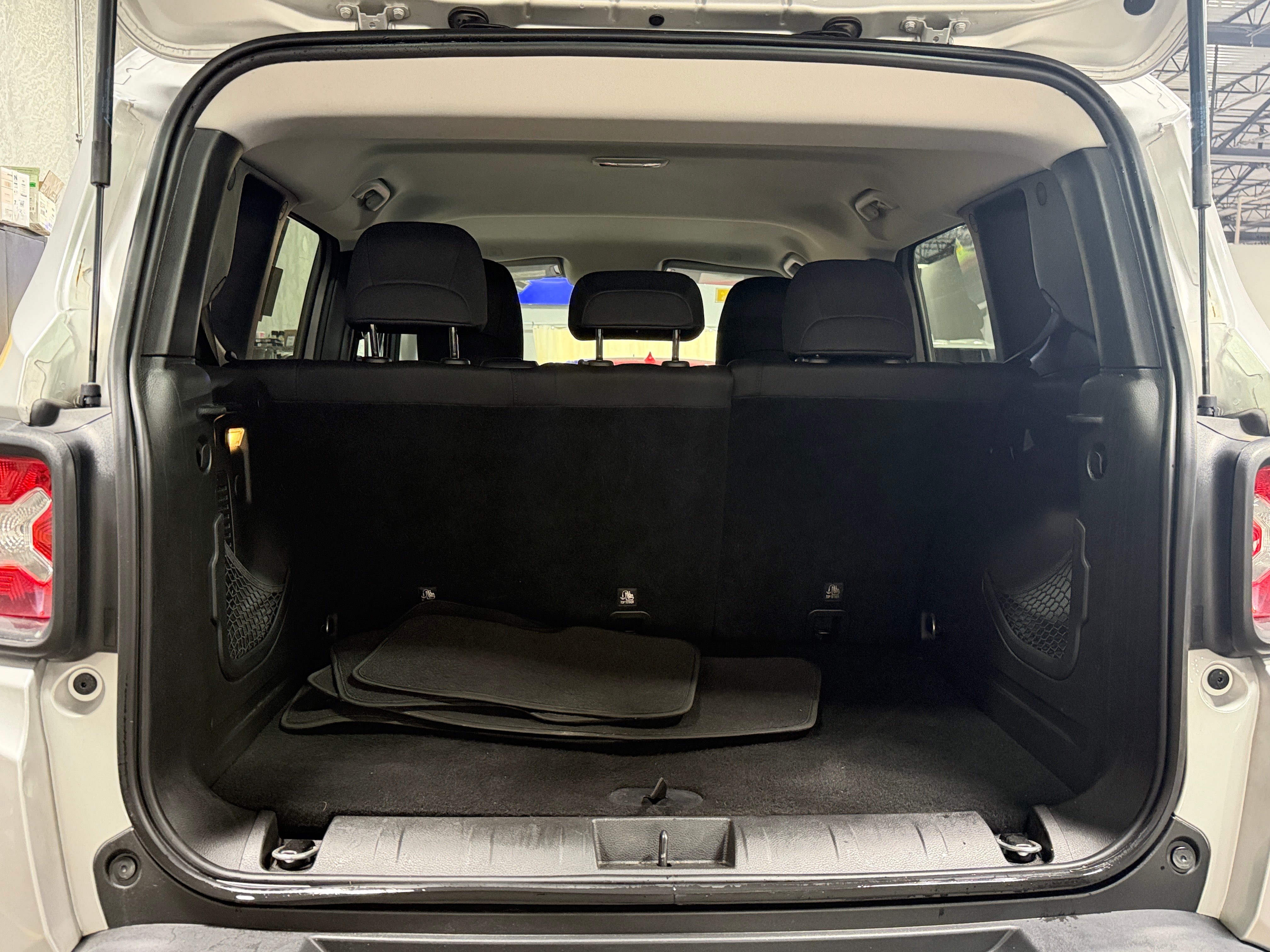 2018 Jeep Renegade Sport - Photo 8