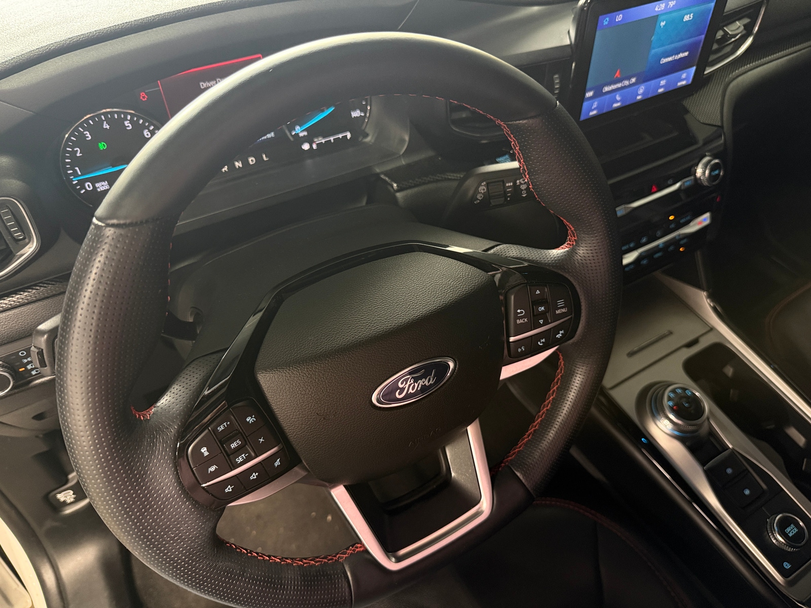 Thumbnail: 2022 Ford Explorer - 4