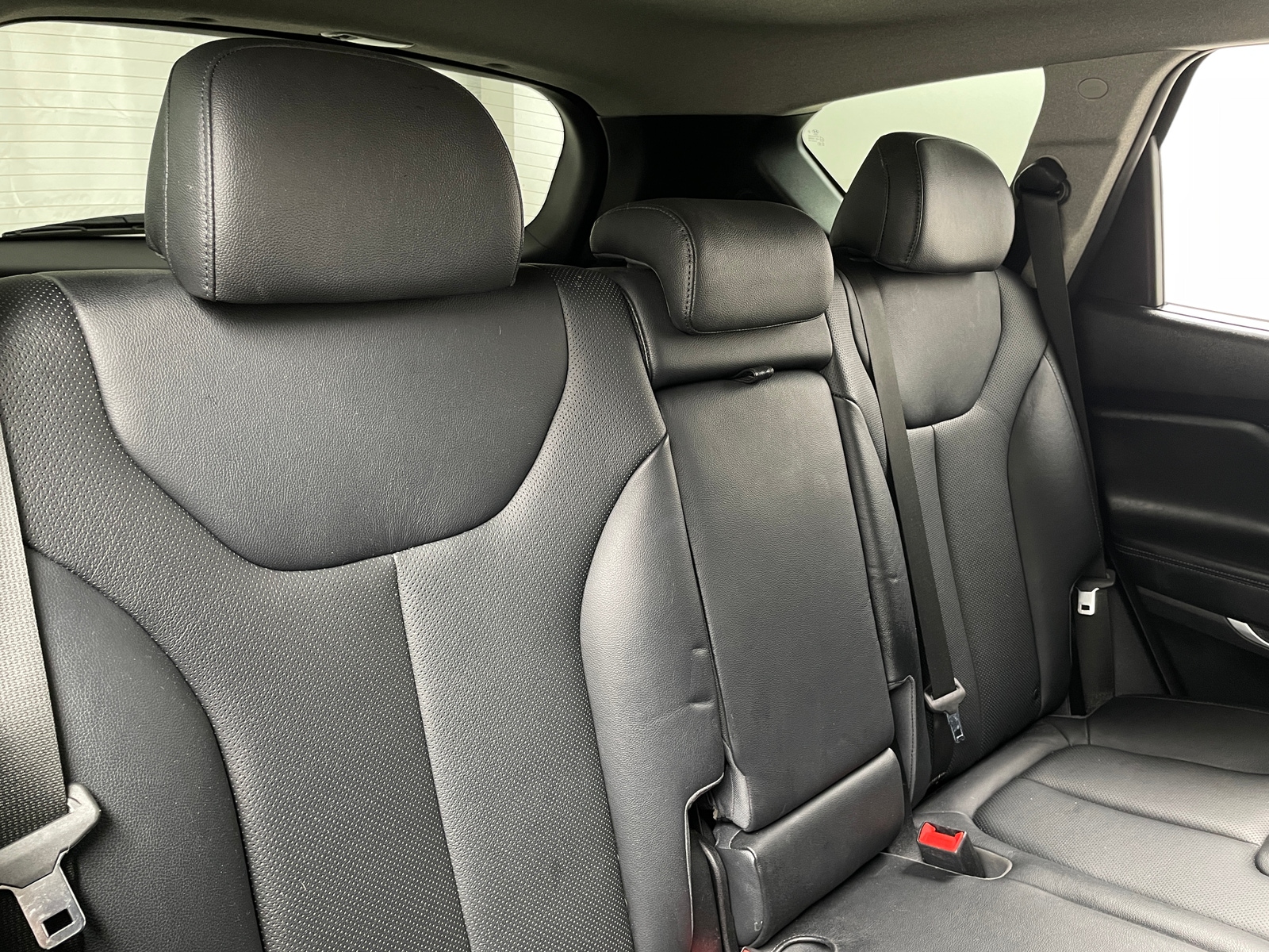 Thumbnail: 2019 Hyundai Santa Fe - 5