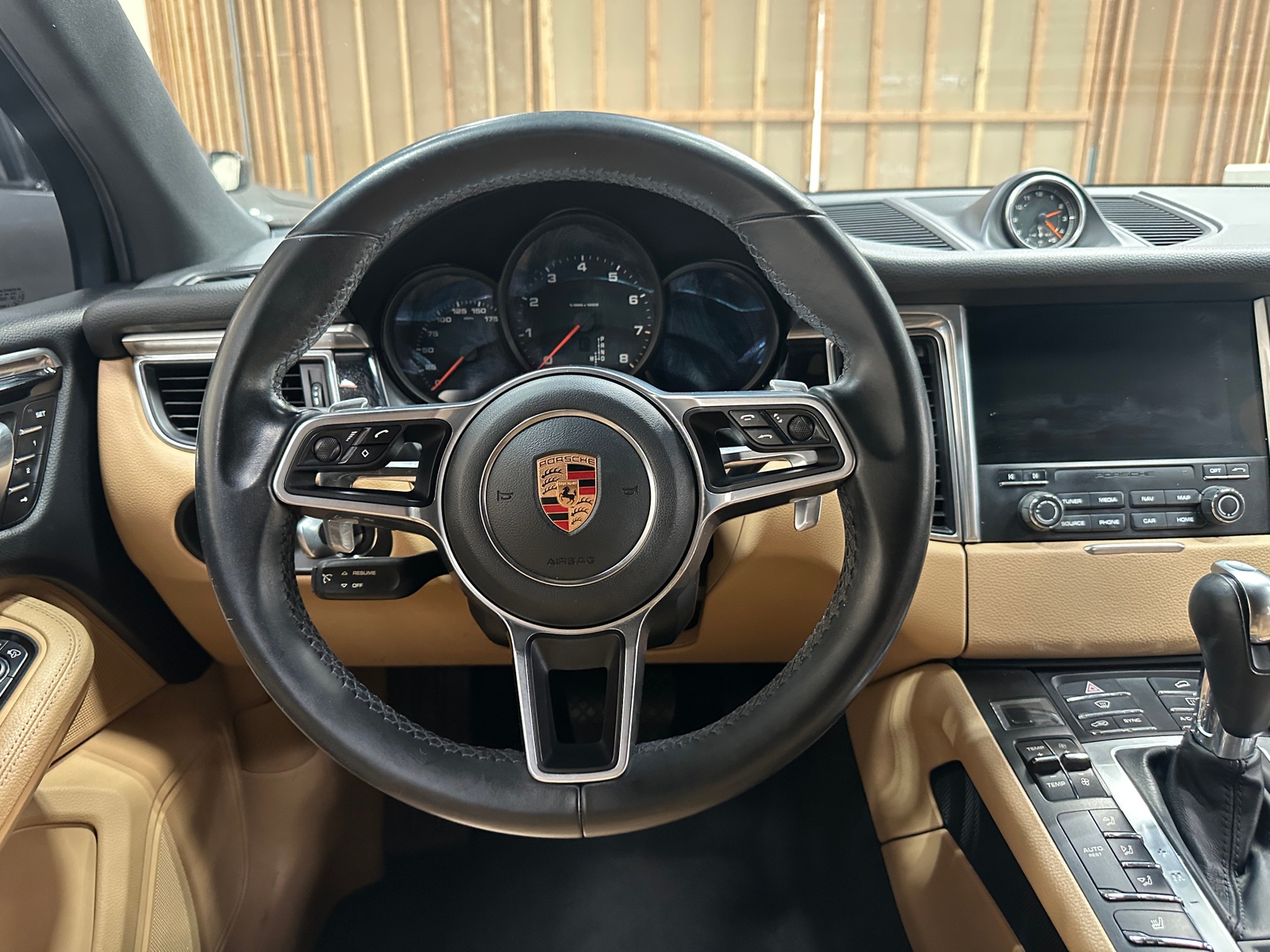 Thumbnail: 2018 Porsche Macan - 5