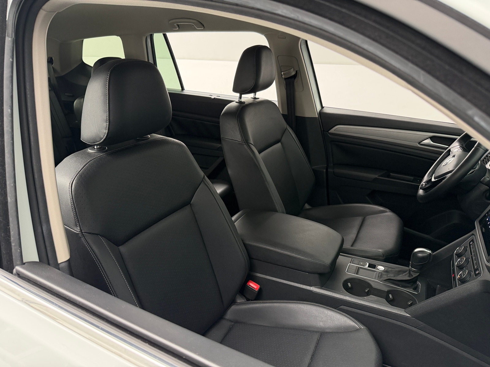 Thumbnail: 2019 Volkswagen Atlas - 2
