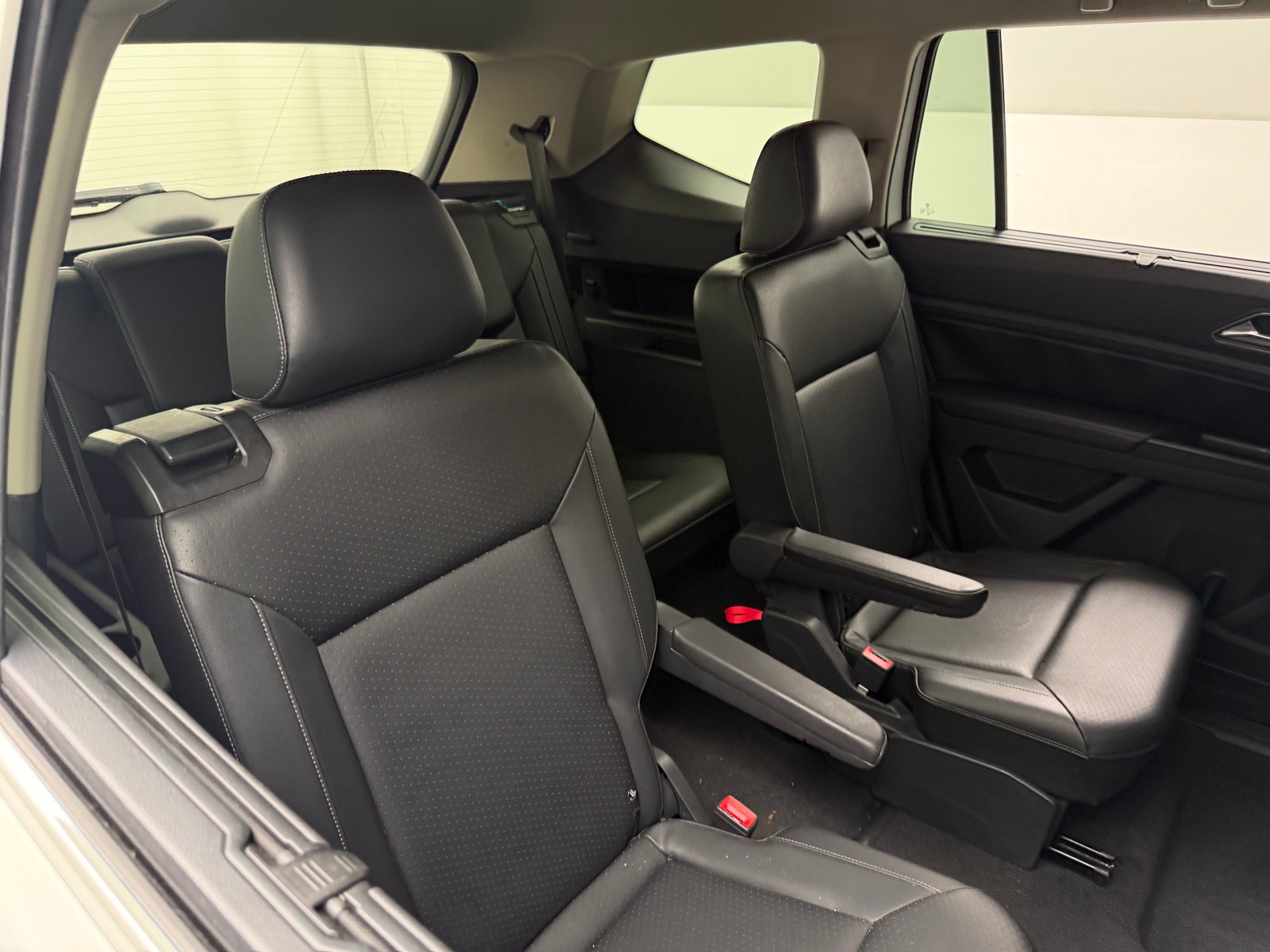 Thumbnail: 2019 Volkswagen Atlas - 6