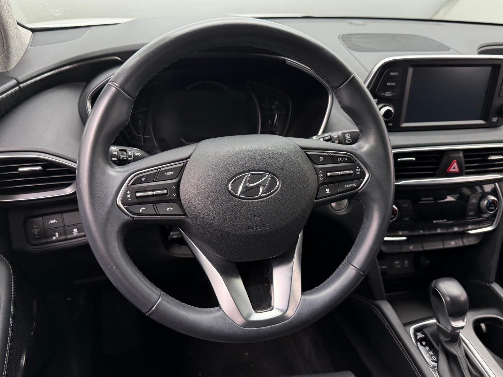 Thumbnail: 2019 Hyundai Santa Fe - 4