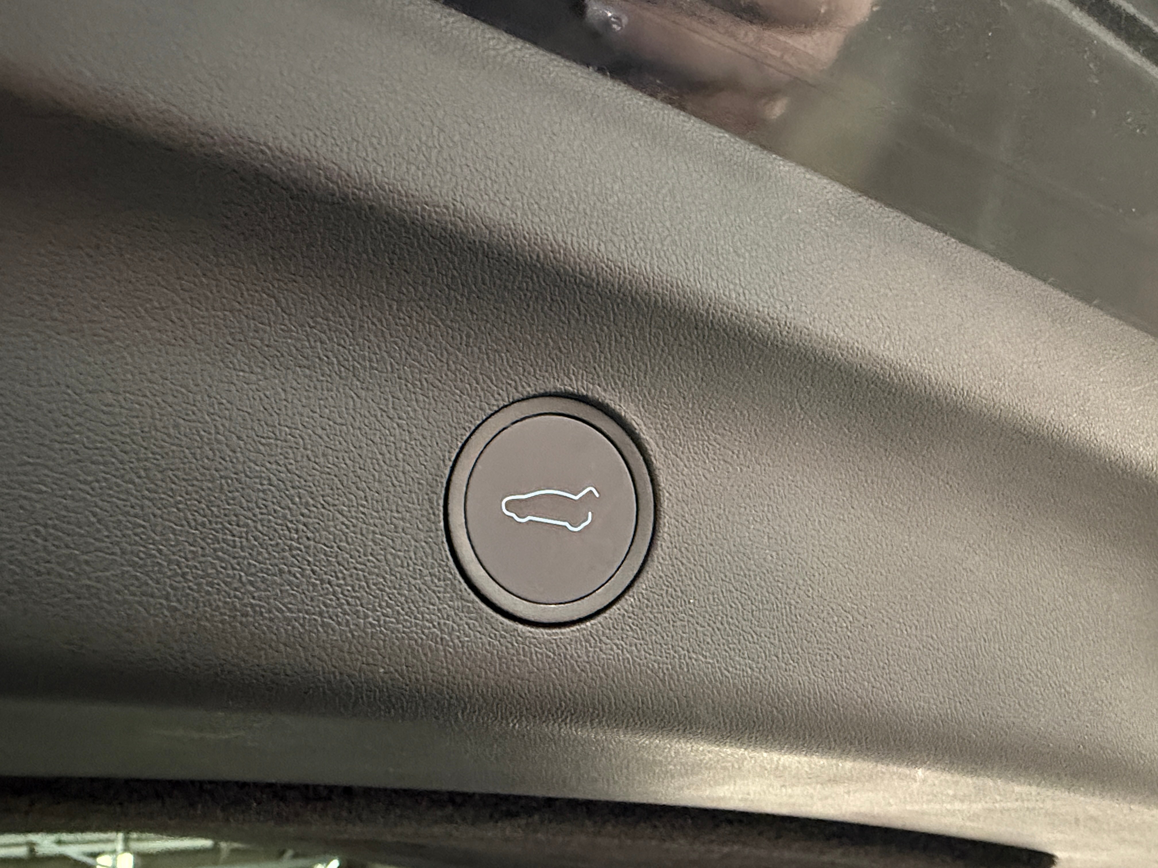Used 2022 Tesla Model Y Performance with VIN 7SAYGDEF5NF523027 for sale in Oak Creek, WI