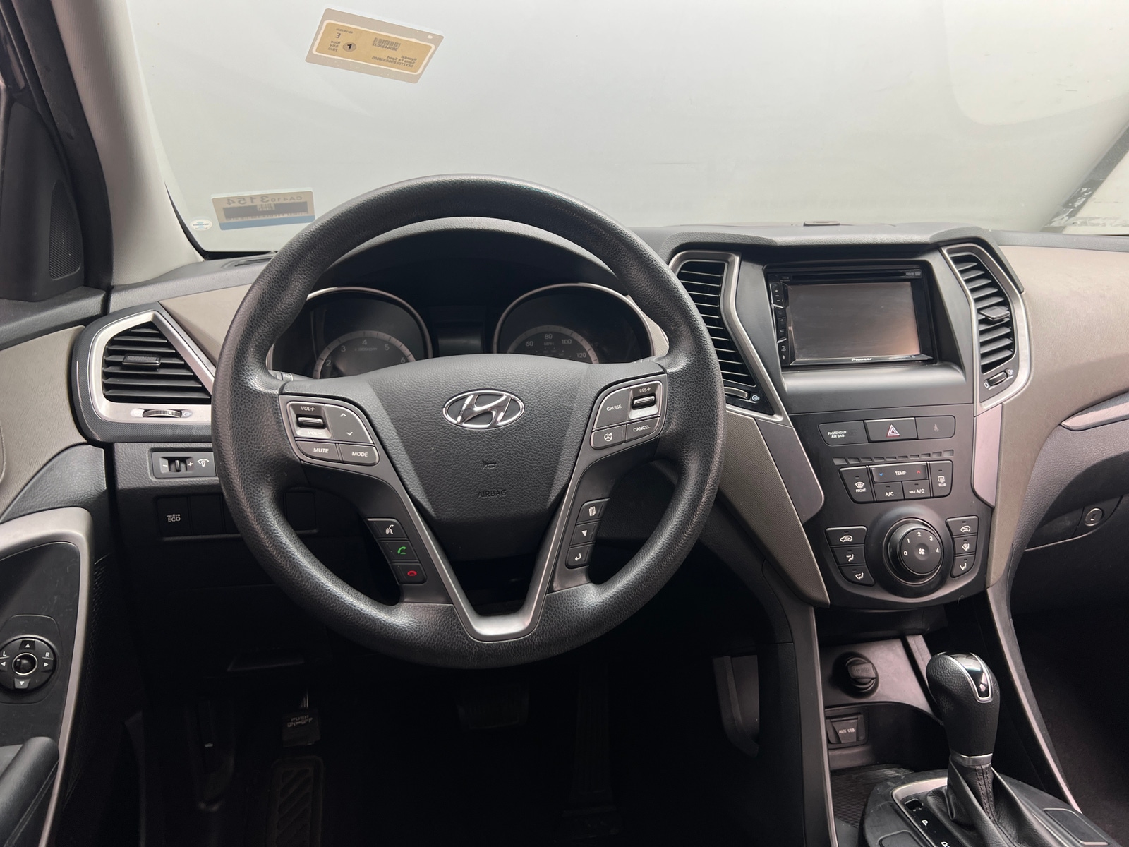 Thumbnail: 2016 Hyundai Santa Fe - 5