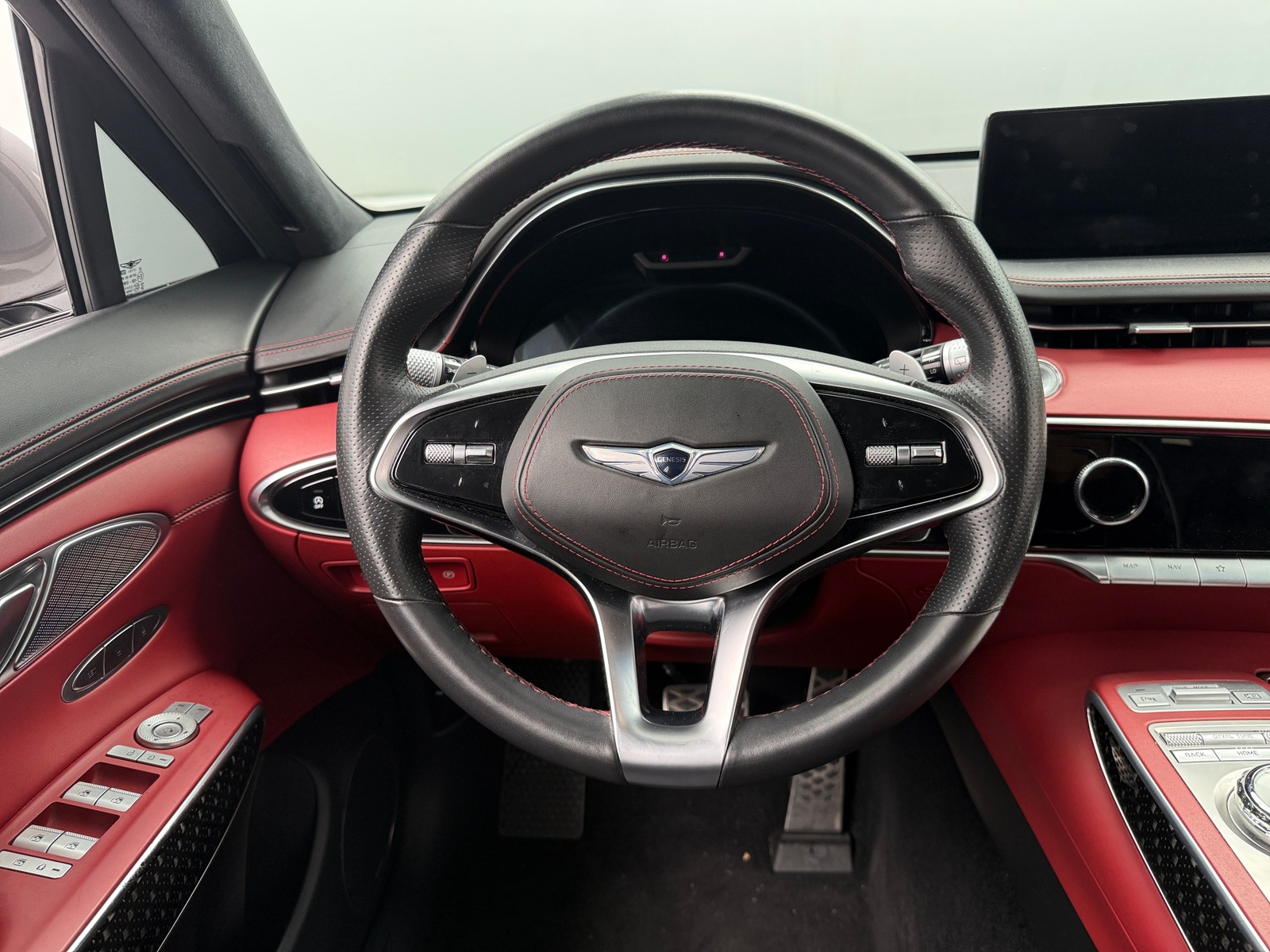 Thumbnail: 2022 Genesis GV70 - 4
