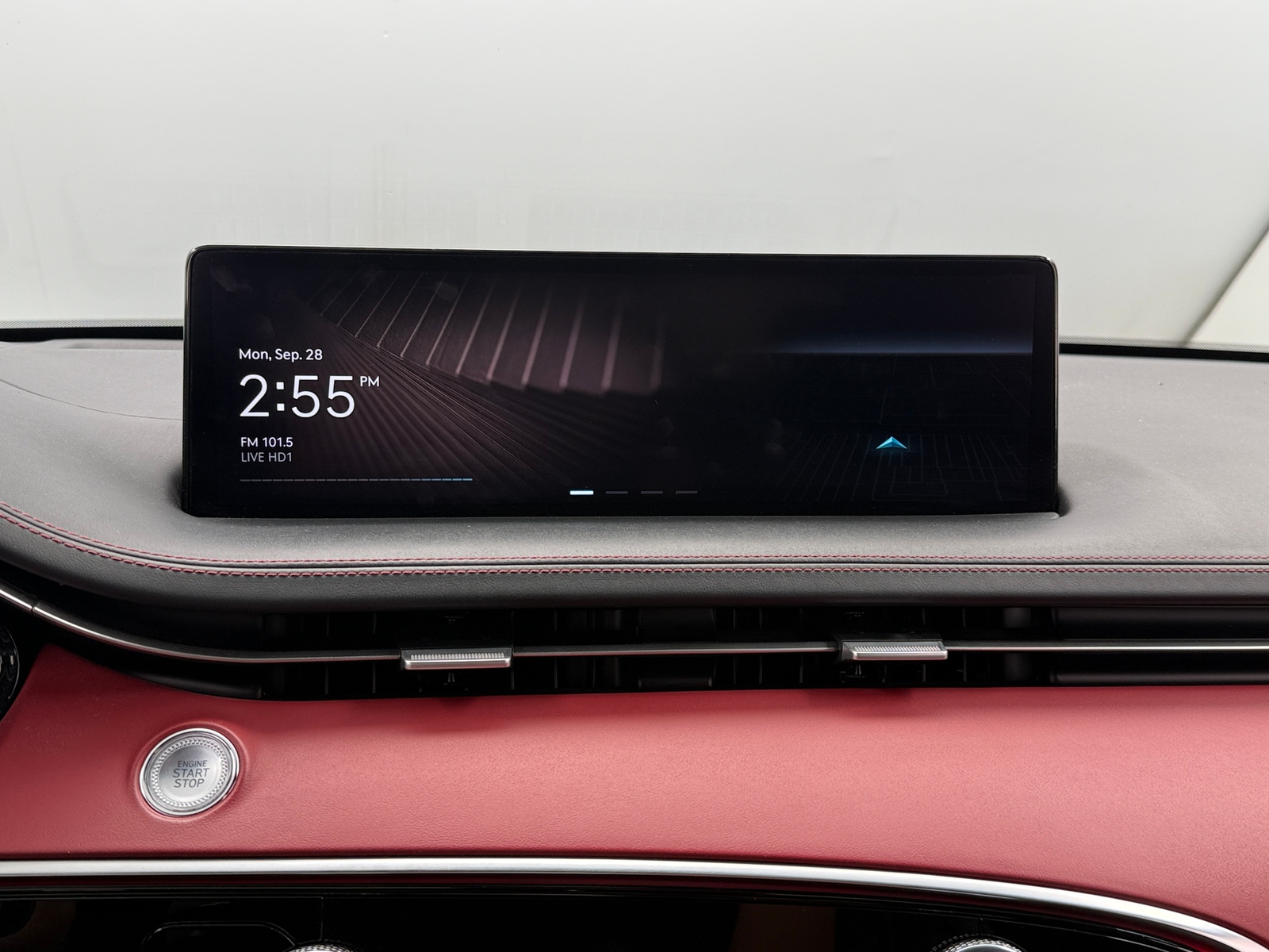 Thumbnail: 2022 Genesis GV70 - 3