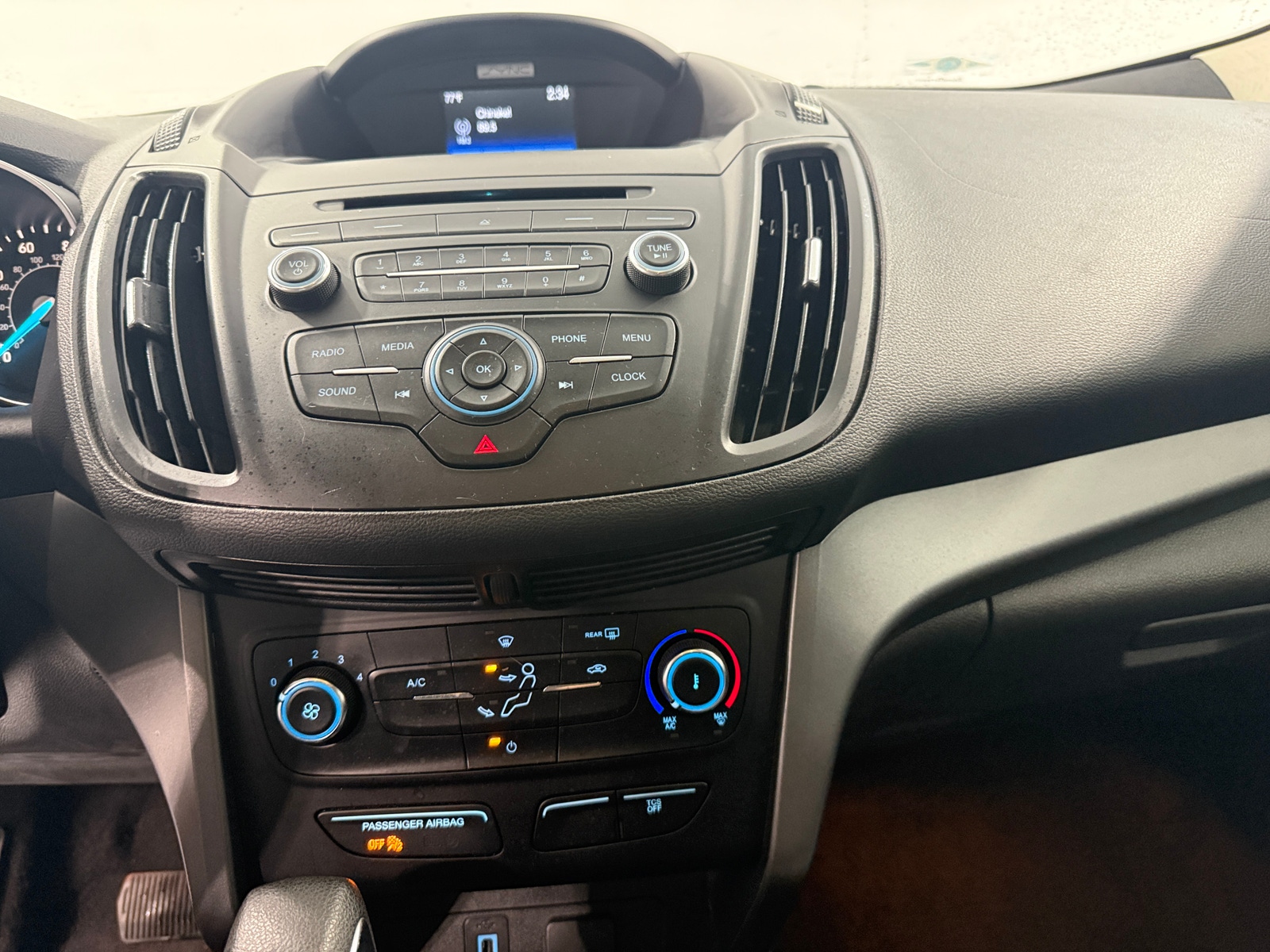 Thumbnail: 2018 Ford Escape - 4
