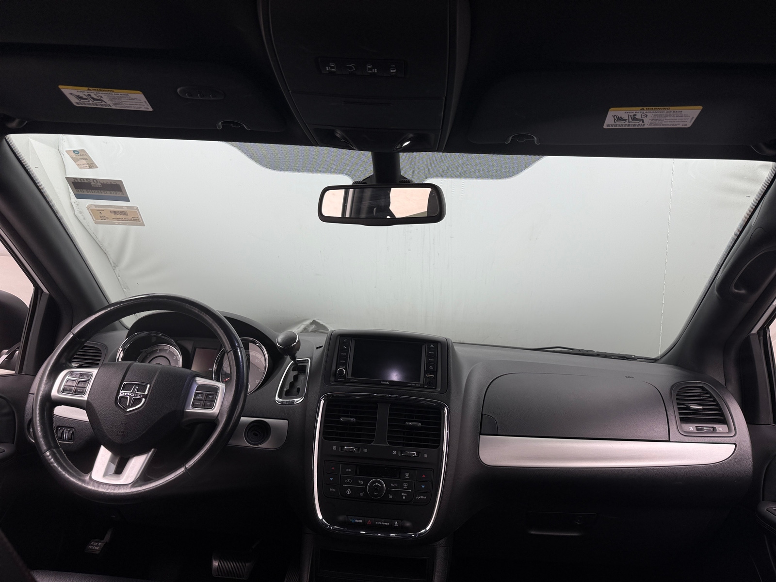 Thumbnail: 2018 Dodge Grand Caravan - 2