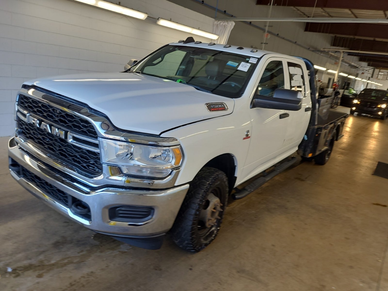 2022 Ram 3500 Chassis Tradesman 4WD Crew Cab 60" Ca 172.4" WB