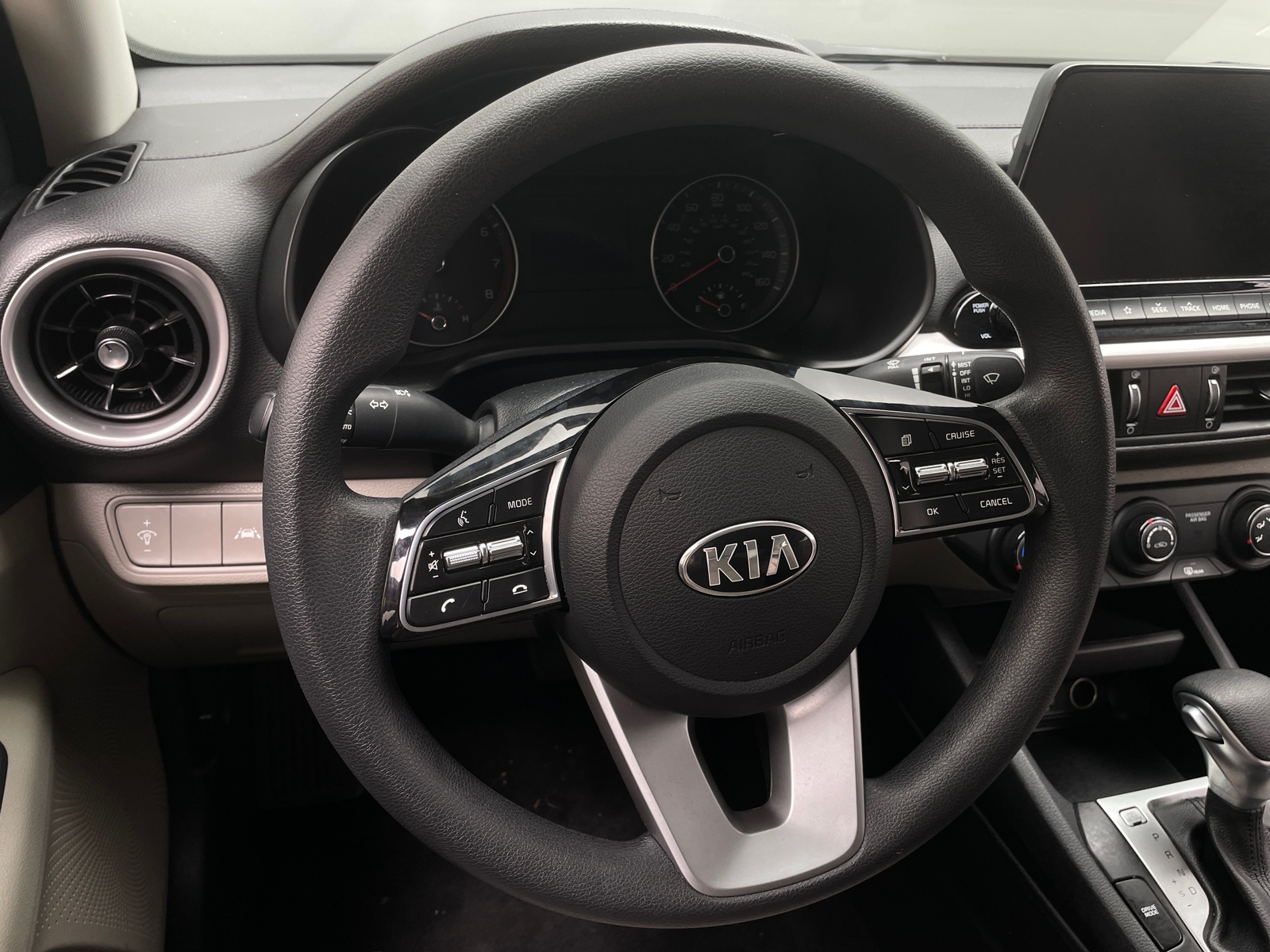 Thumbnail: 2020 Kia Forte - 5