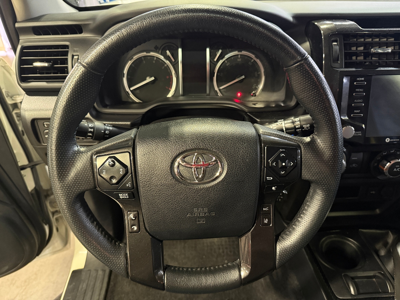 Thumbnail: 2020 Toyota 4Runner - 4
