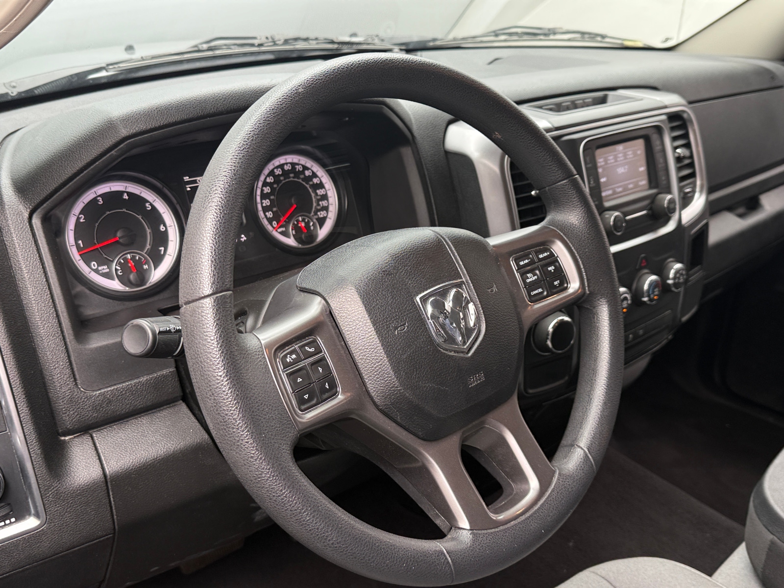 Thumbnail: 2024 RAM 1500 Classic - 5
